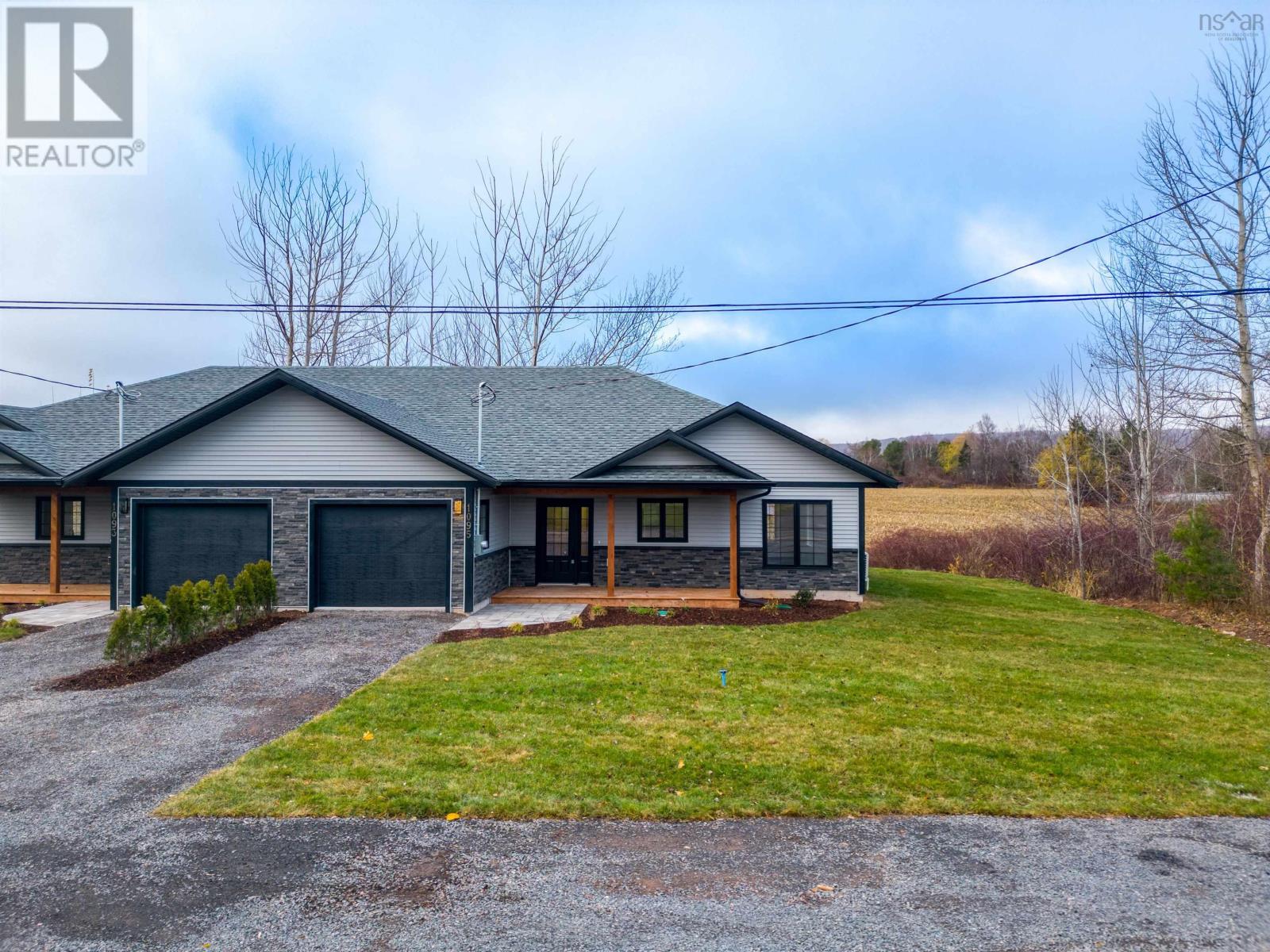 1095 Chapel Street, Canning, Nova Scotia  B0P 1H0 - Photo 2 - 202506273