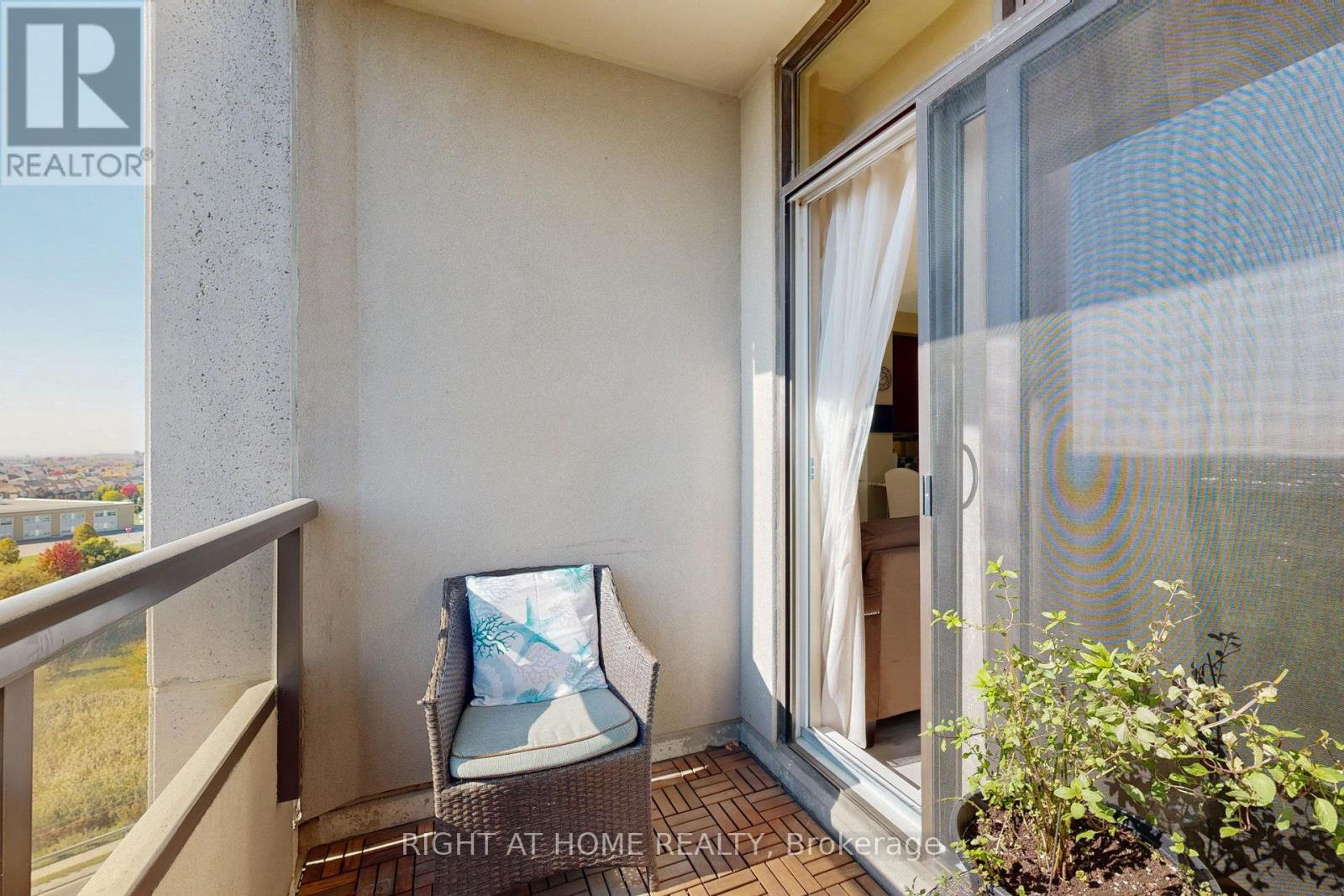 1009 - 9235 Jane Street, Vaughan, Ontario  L6A 0J8 - Photo 14 - N12051253