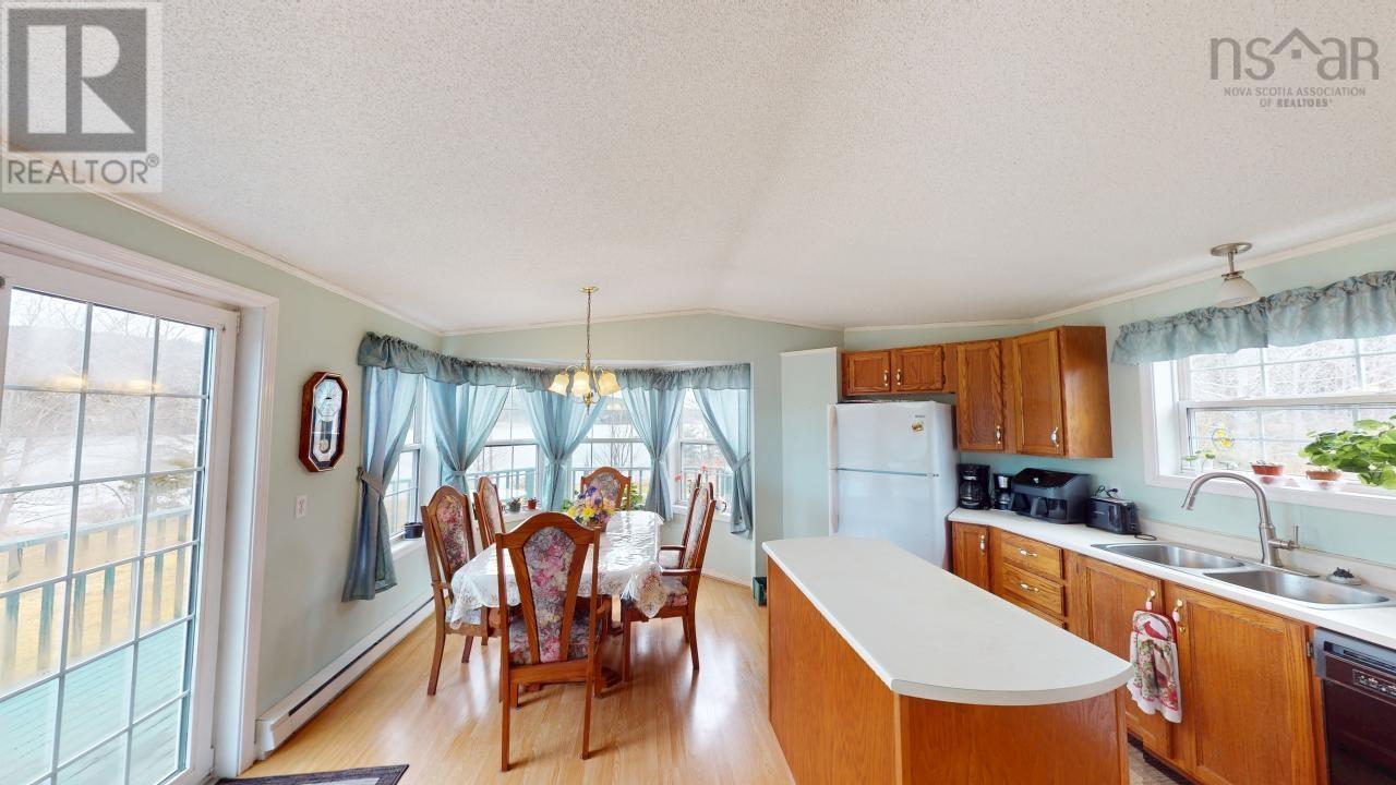202 Amos Gillies Road, New Harbour, Nova Scotia  B0H 1T0 - Photo 5 - 202506275