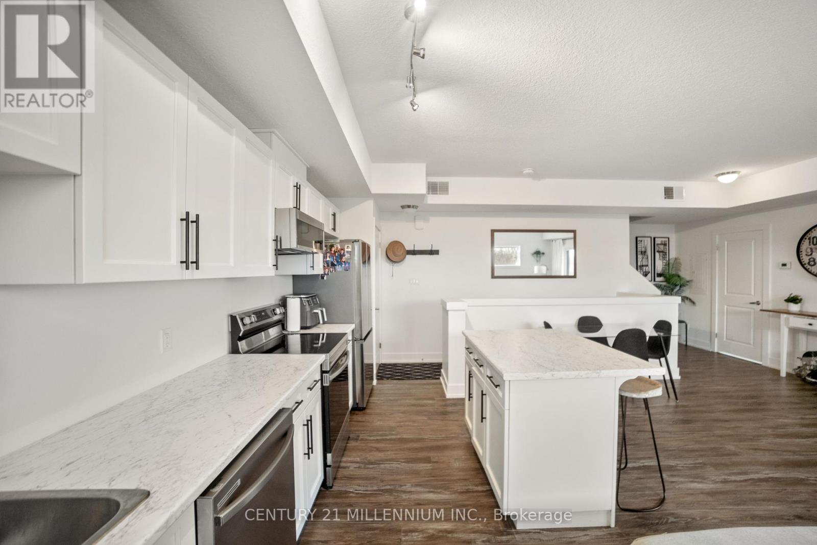 311 - 17 Centre Street, Orangeville, Ontario  L9W 7S6 - Photo 8 - W12051285