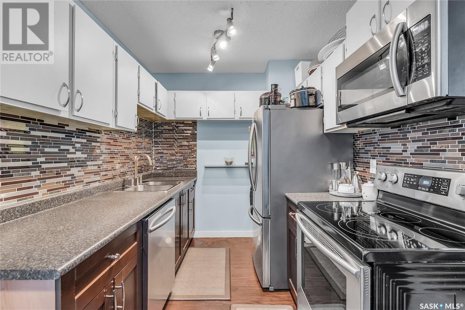 Property at 309 315 Tait CRESCENT image 5