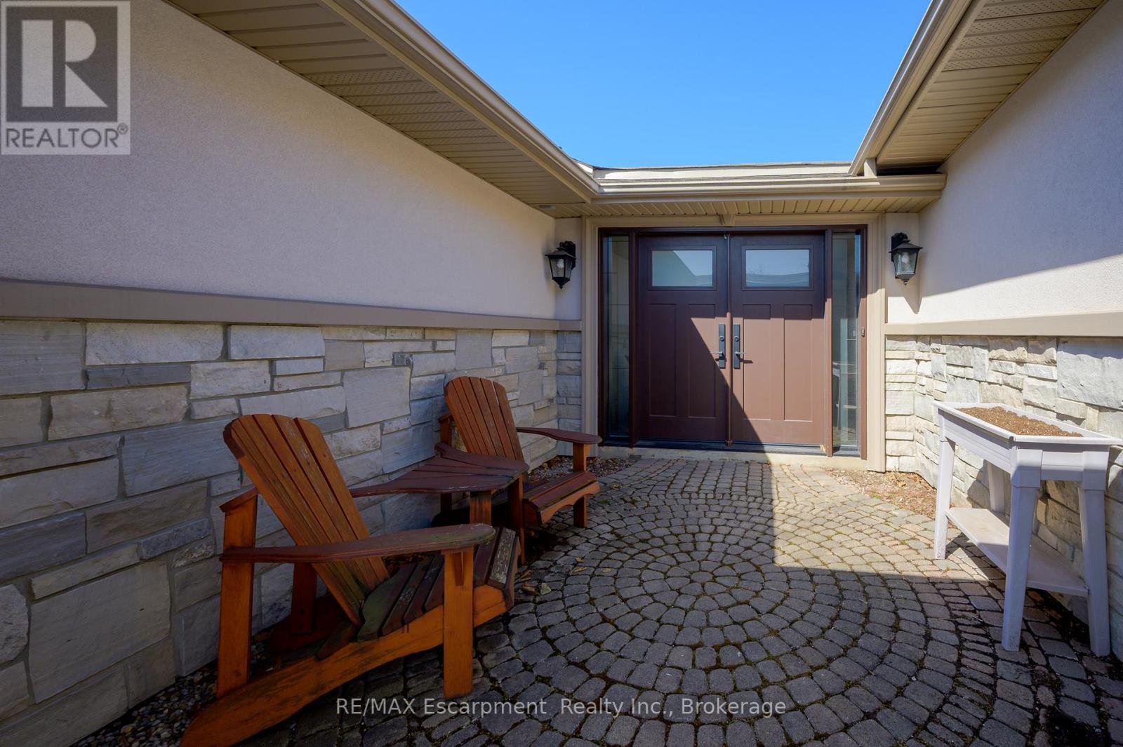 Property at 2422 UPTON COURT image 3