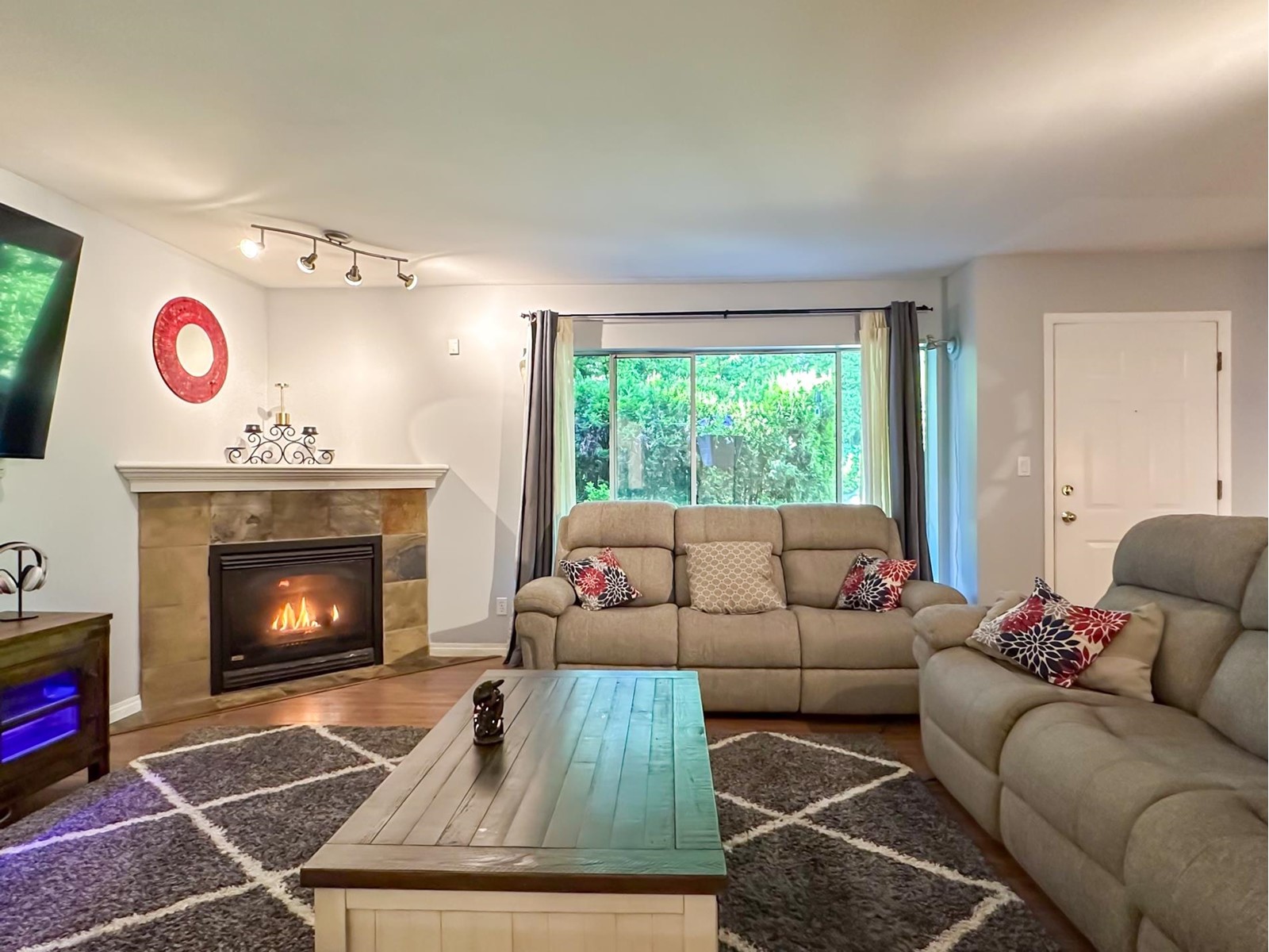 Property at 2 13630 84 AVENUE image 2