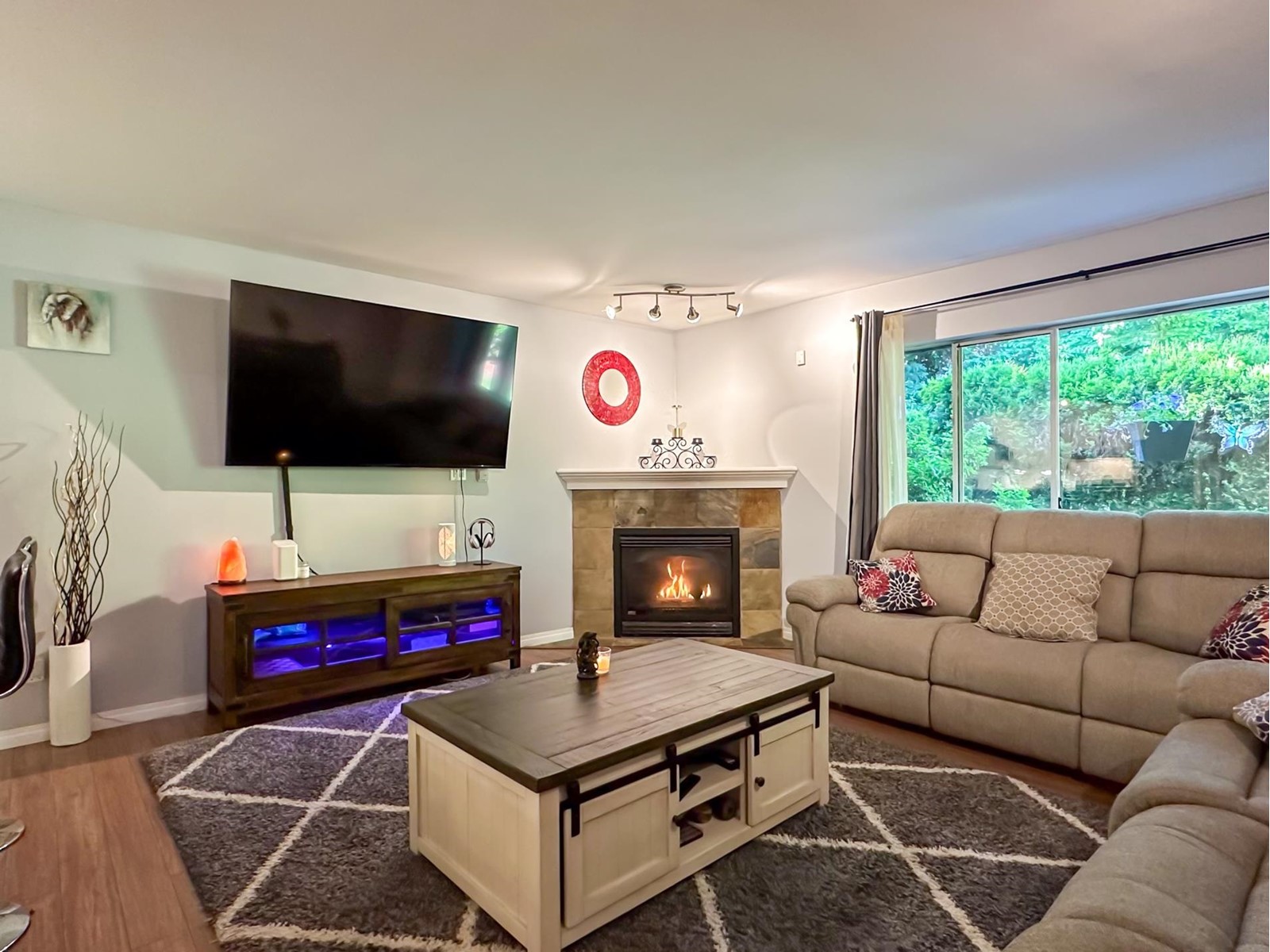 Property at 2 13630 84 AVENUE image 1