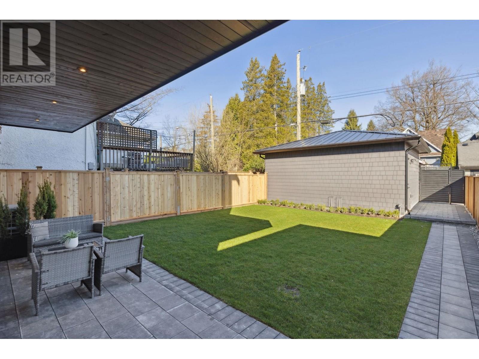 2 3081 W 14th Avenue, Vancouver, British Columbia  V6K 2X7 - Photo 27 - R2979502