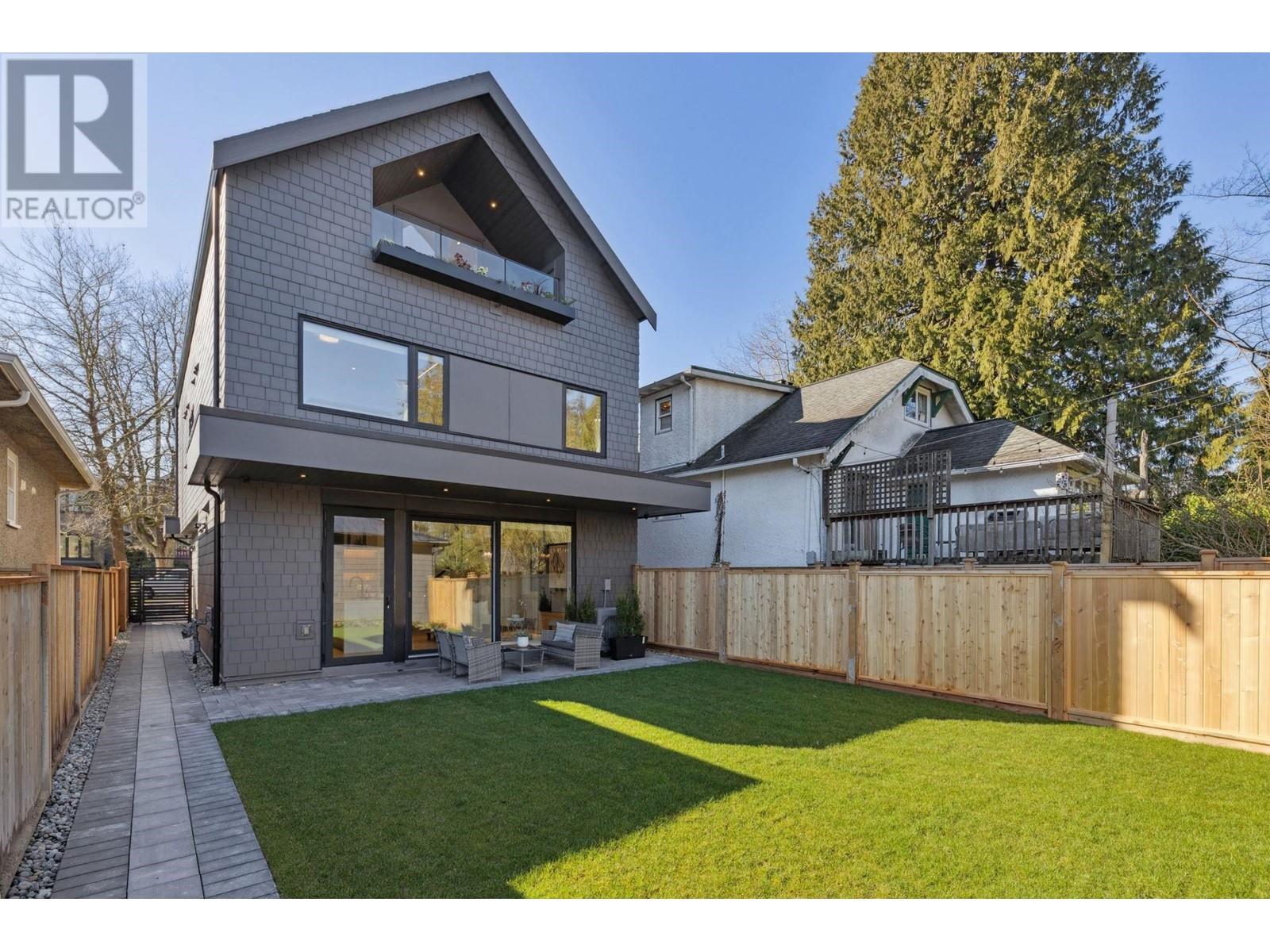 Property at 2 3081 W 14TH AVENUE image 1