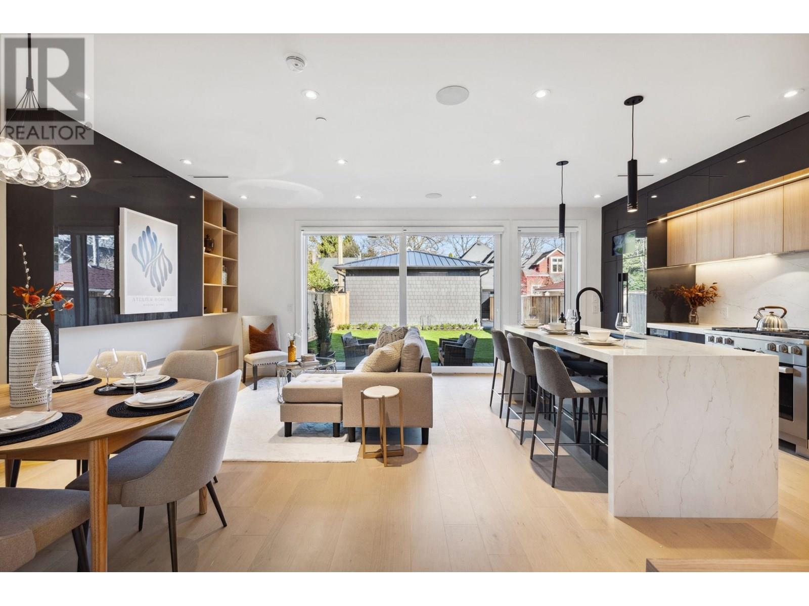 2 3081 W 14th Avenue, Vancouver, British Columbia  V6K 2X7 - Photo 7 - R2979502