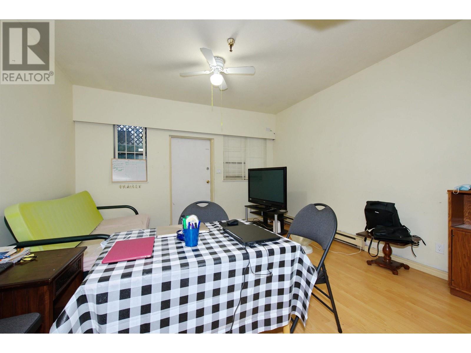 2 862 E Broadway, Vancouver, British Columbia  V5T 1Y1 - Photo 8 - R2983316