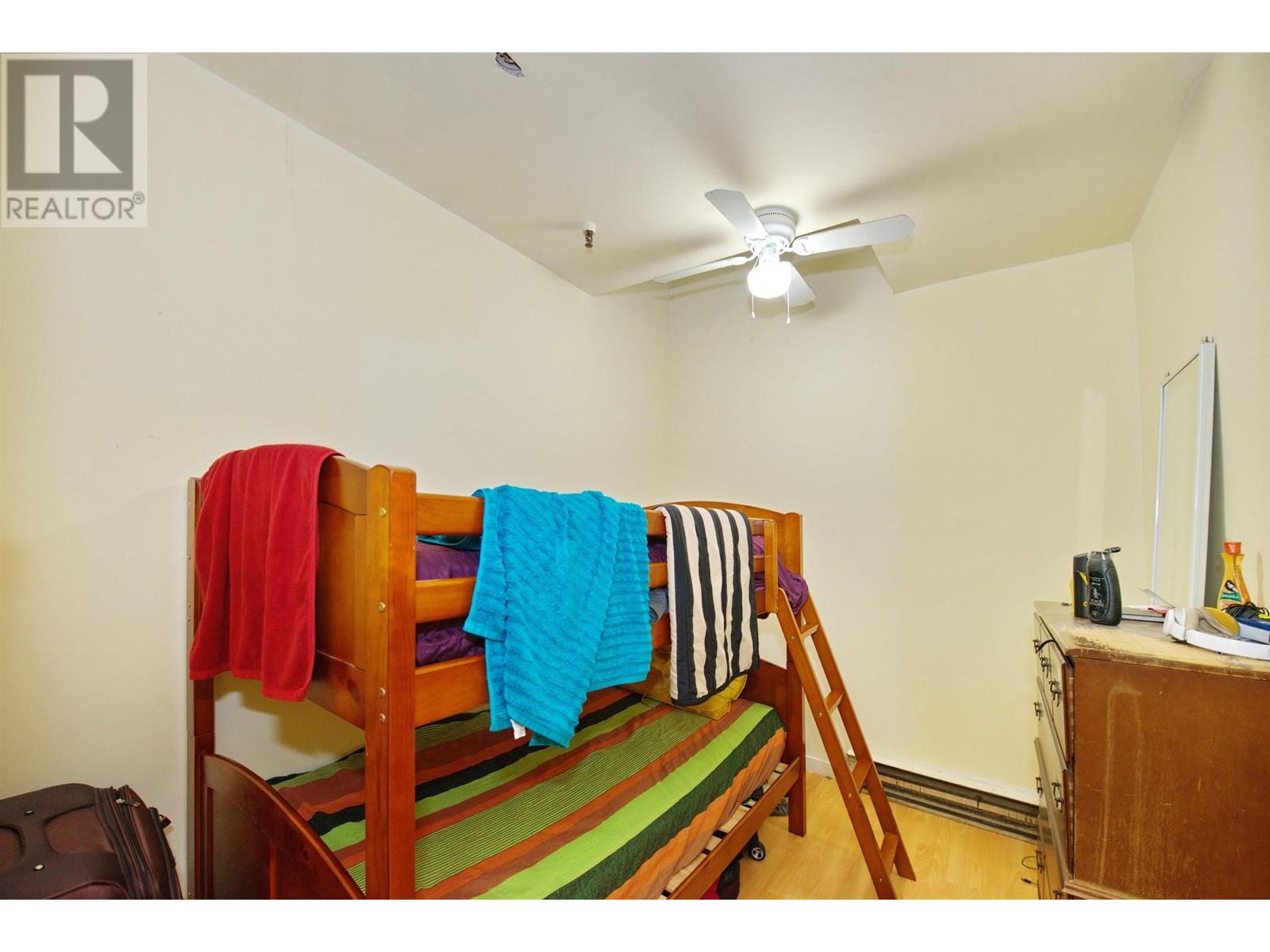 2 862 E Broadway, Vancouver, British Columbia  V5T 1Y1 - Photo 13 - R2983316
