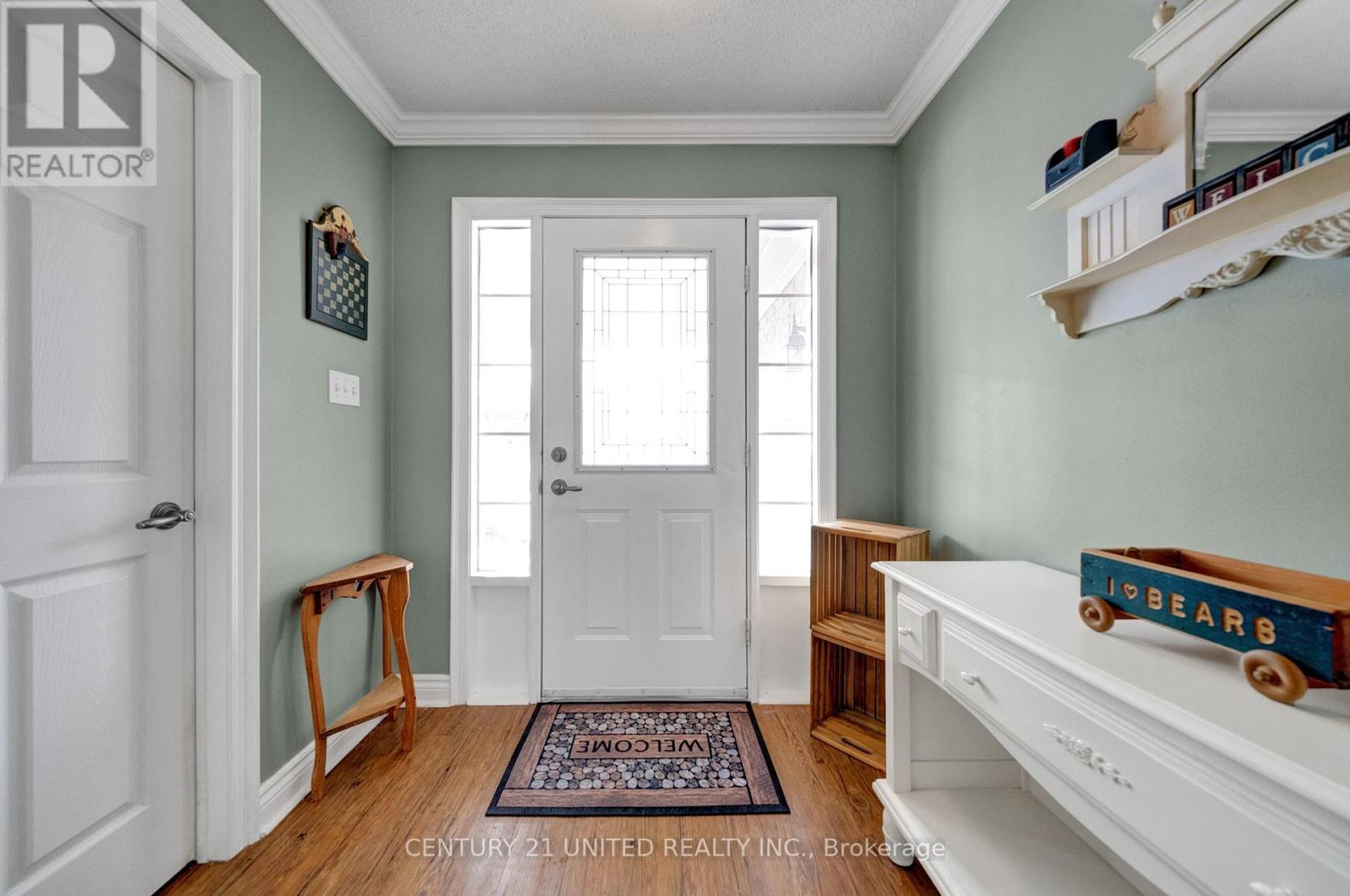 Property at 3 GREENWAY BOULEVARD image 3