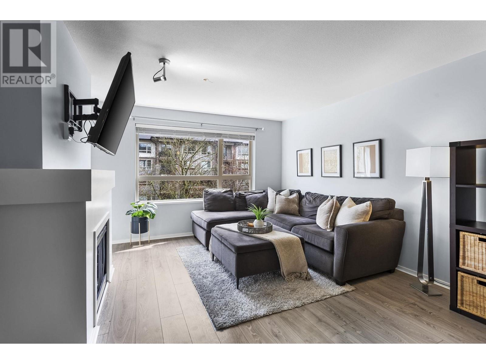 313 700 Klahanie Drive, Port Moody, British Columbia  V3H 5L3 - Photo 3 - R2983508