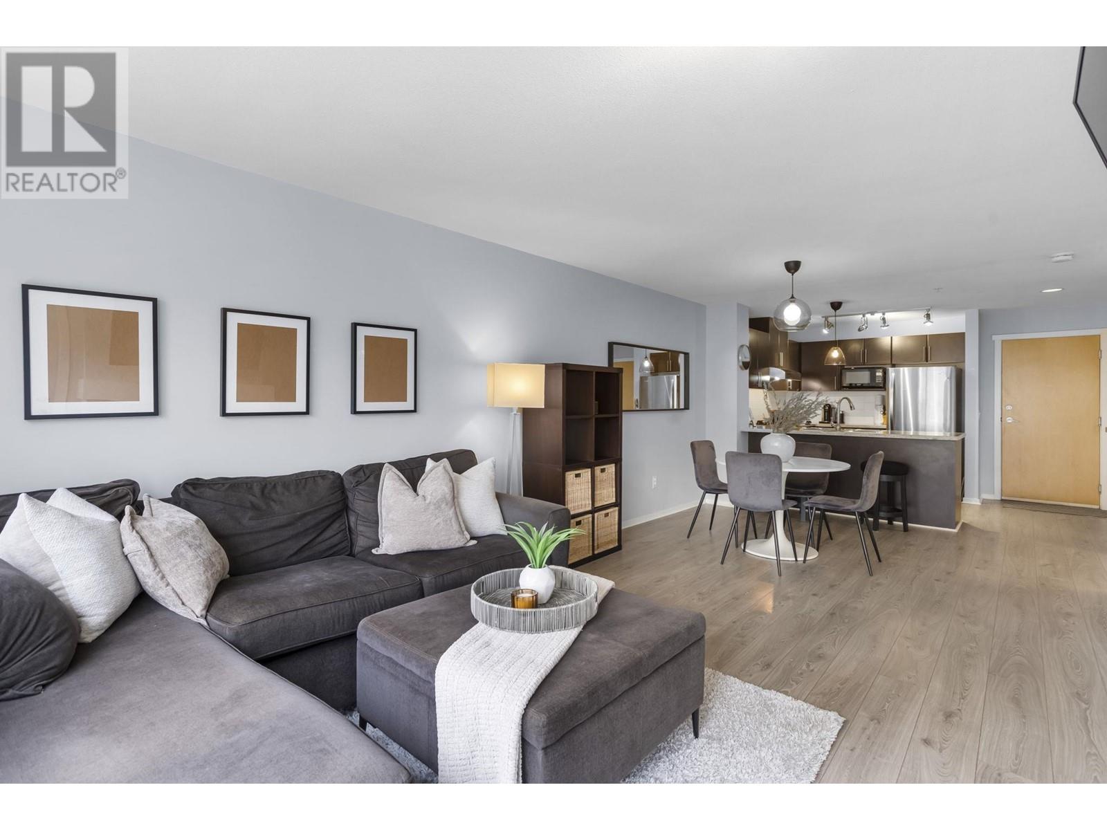 313 700 Klahanie Drive, Port Moody, British Columbia  V3H 5L3 - Photo 4 - R2983508