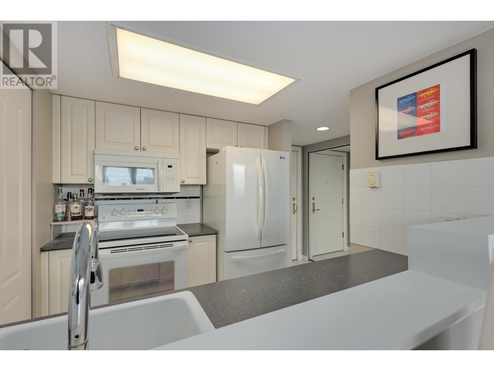 702 567 Lonsdale Avenue, North Vancouver, British Columbia  V7M 2G6 - Photo 7 - R2983532