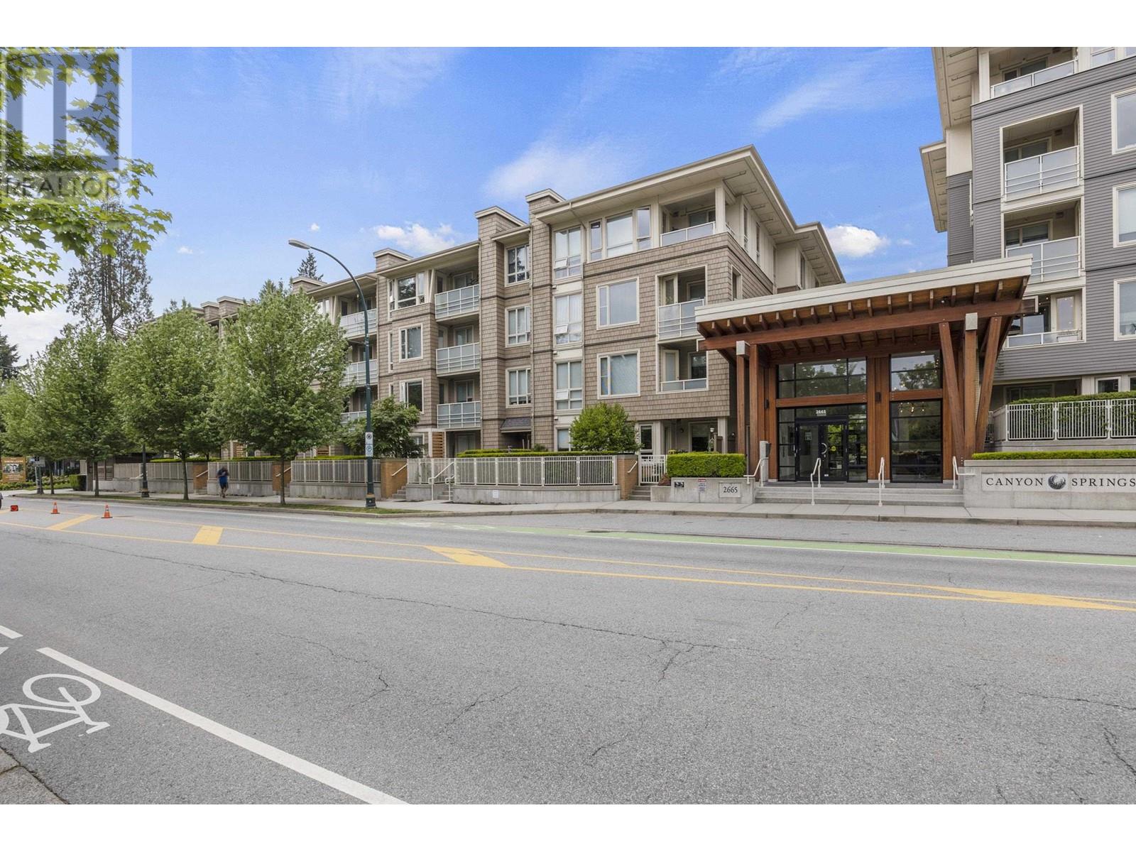 203 2665 Mountain Highway, North Vancouver, British Columbia  V7J 0A8 - Photo 2 - R2983536