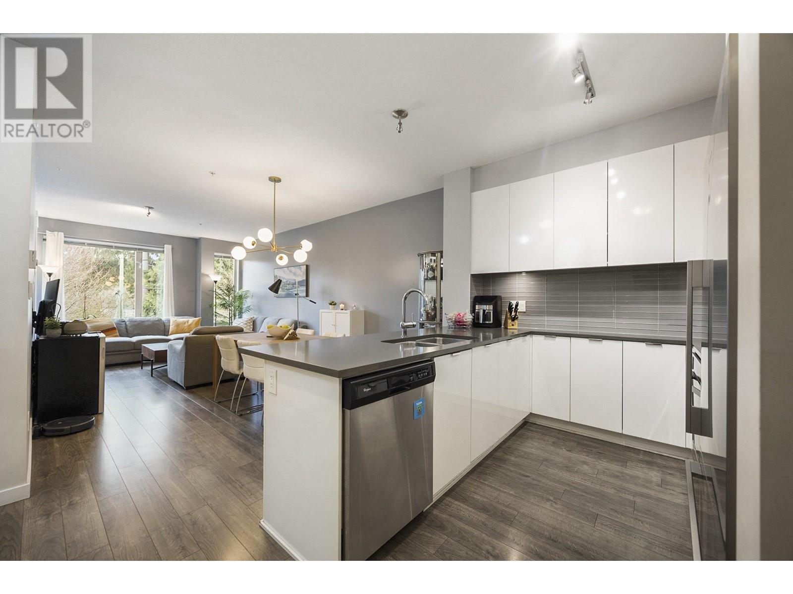 203 2665 Mountain Highway, North Vancouver, British Columbia  V7J 0A8 - Photo 6 - R2983536