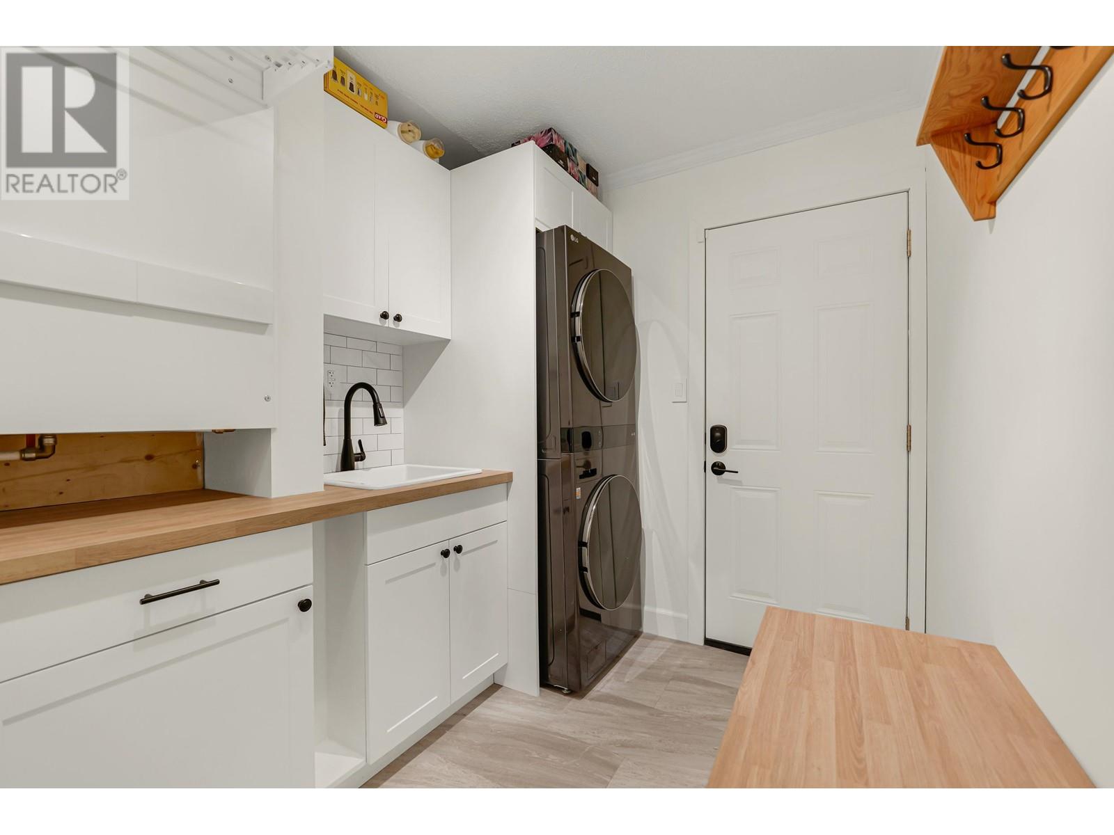 2354 Treetop Lane, North Vancouver, British Columbia  V7H 2K5 - Photo 19 - R2983554