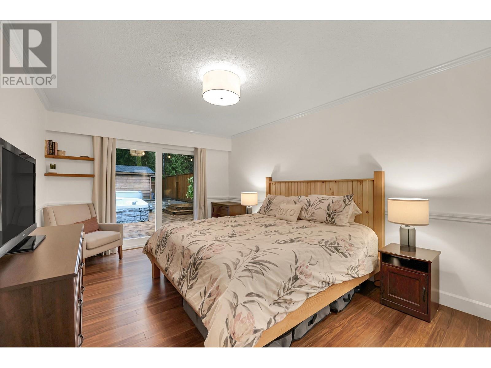 2354 Treetop Lane, North Vancouver, British Columbia  V7H 2K5 - Photo 9 - R2983554