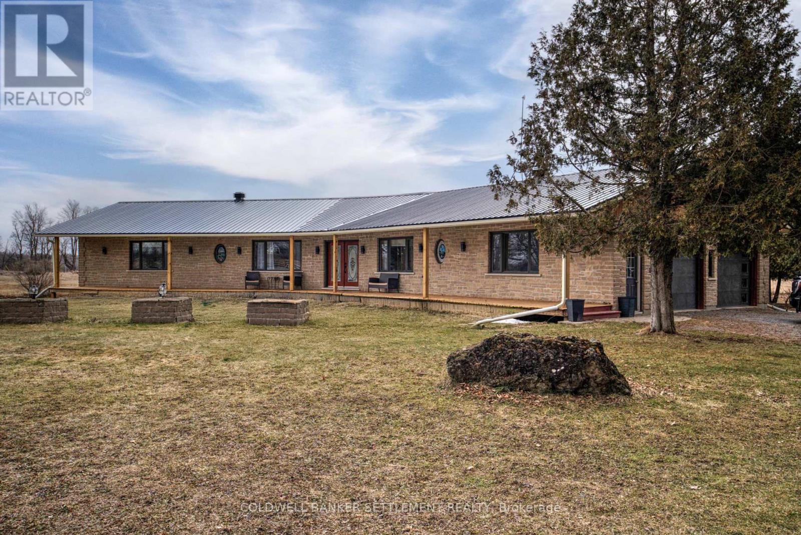 Property at 111 FERRIER ROAD E image 1