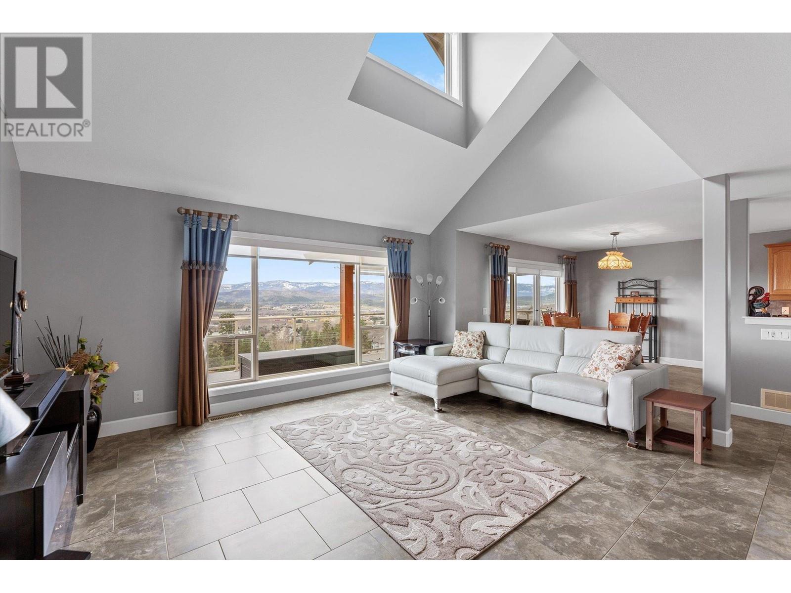 3796 Sunset Ranch Drive, Kelowna, British Columbia  V1X 8C7 - Photo 8 - 10340653
