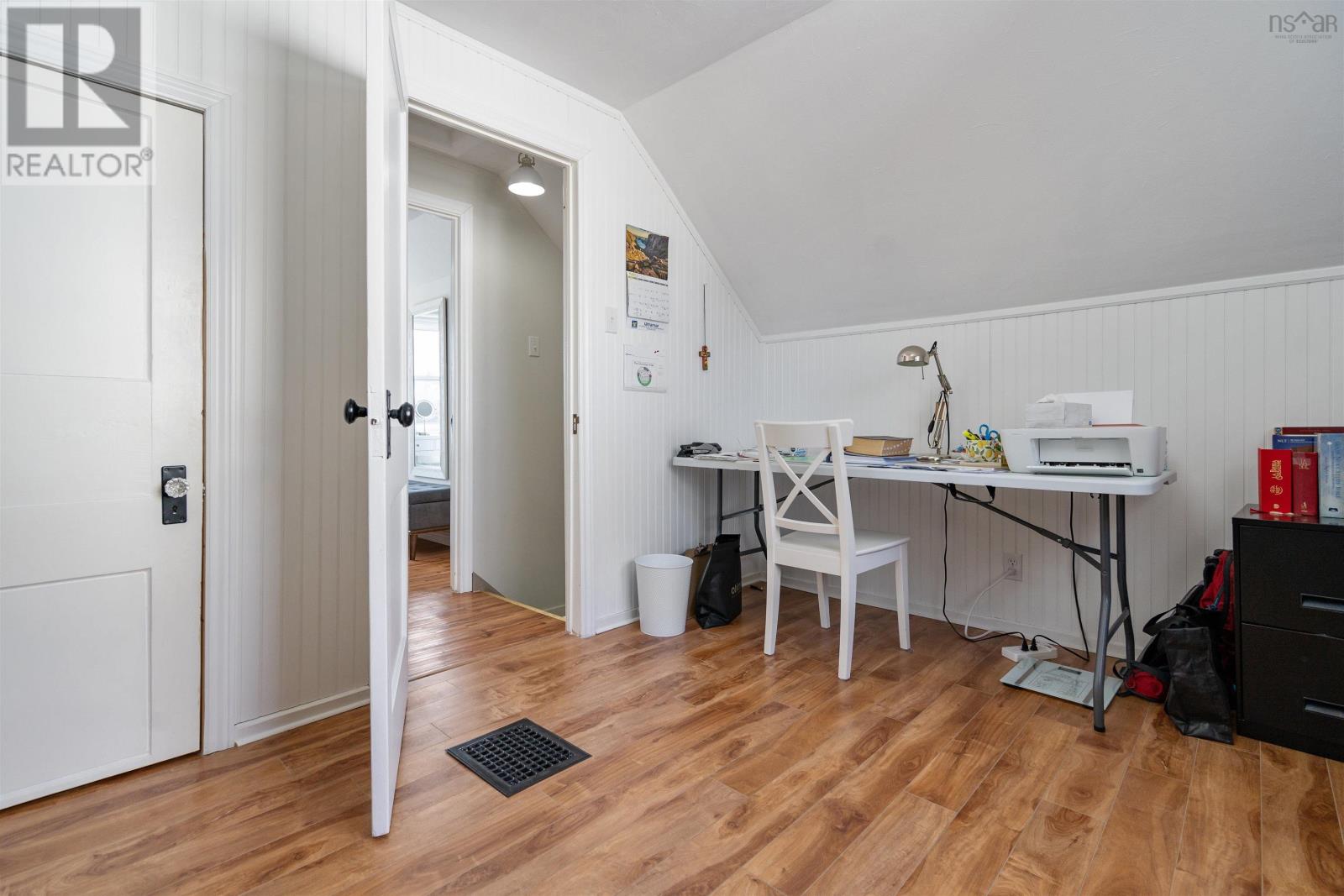 15 Westminster Avenue, Amherst, Nova Scotia  B4H 3V1 - Photo 43 - 202506272