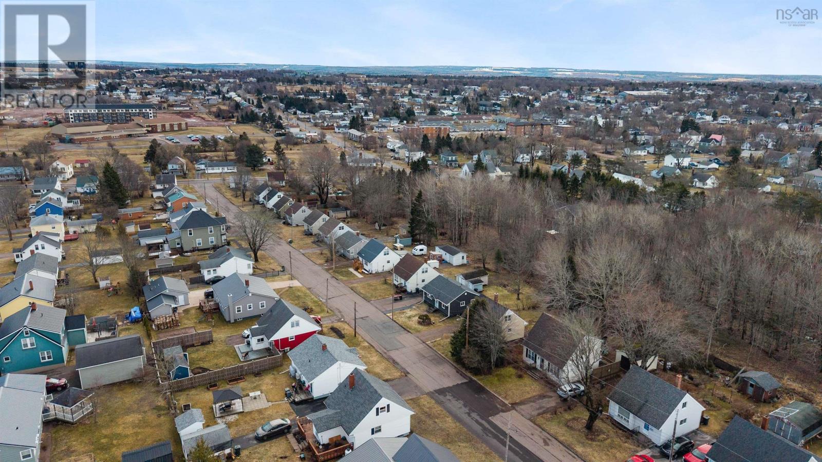 15 Westminster Avenue, Amherst, Nova Scotia  B4H 3V1 - Photo 47 - 202506272