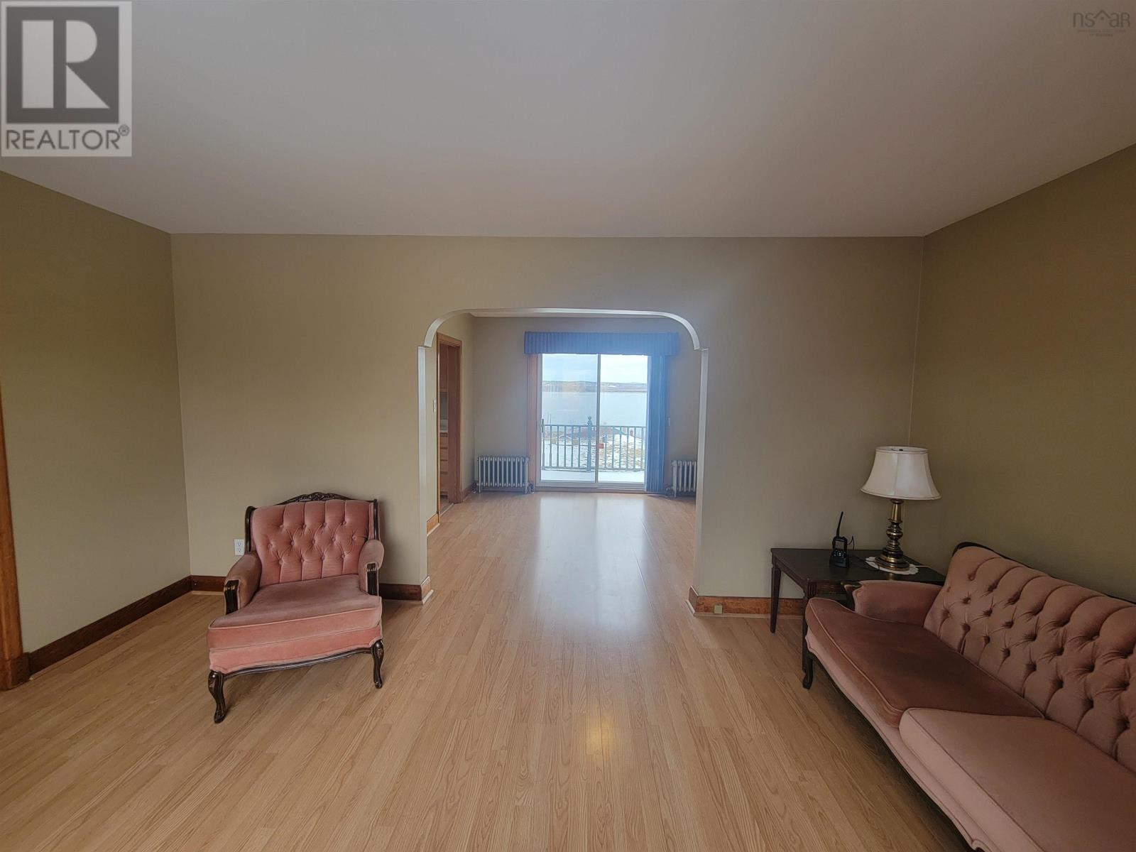 93 Manse Street, Sydney, Nova Scotia  B1N 1C8 - Photo 11 - 202506287