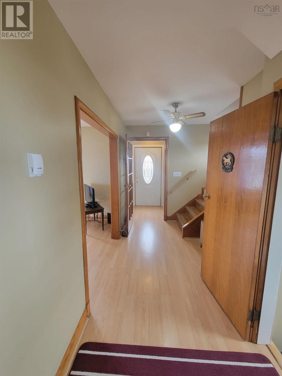 93 Manse Street, Sydney, Nova Scotia  B1N 1C8 - Photo 13 - 202506287