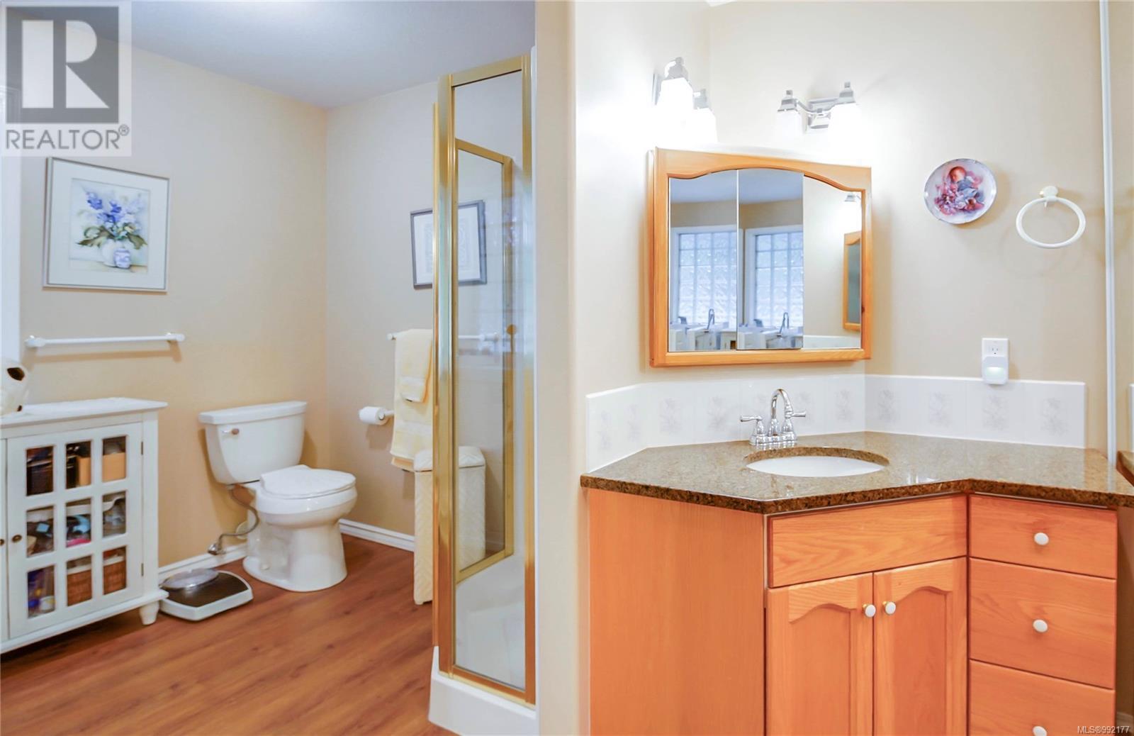 Property at 6801A Salford Rd image 4