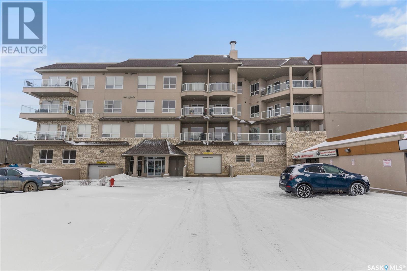 Property at 206 227 Pinehouse DRIVE image 3