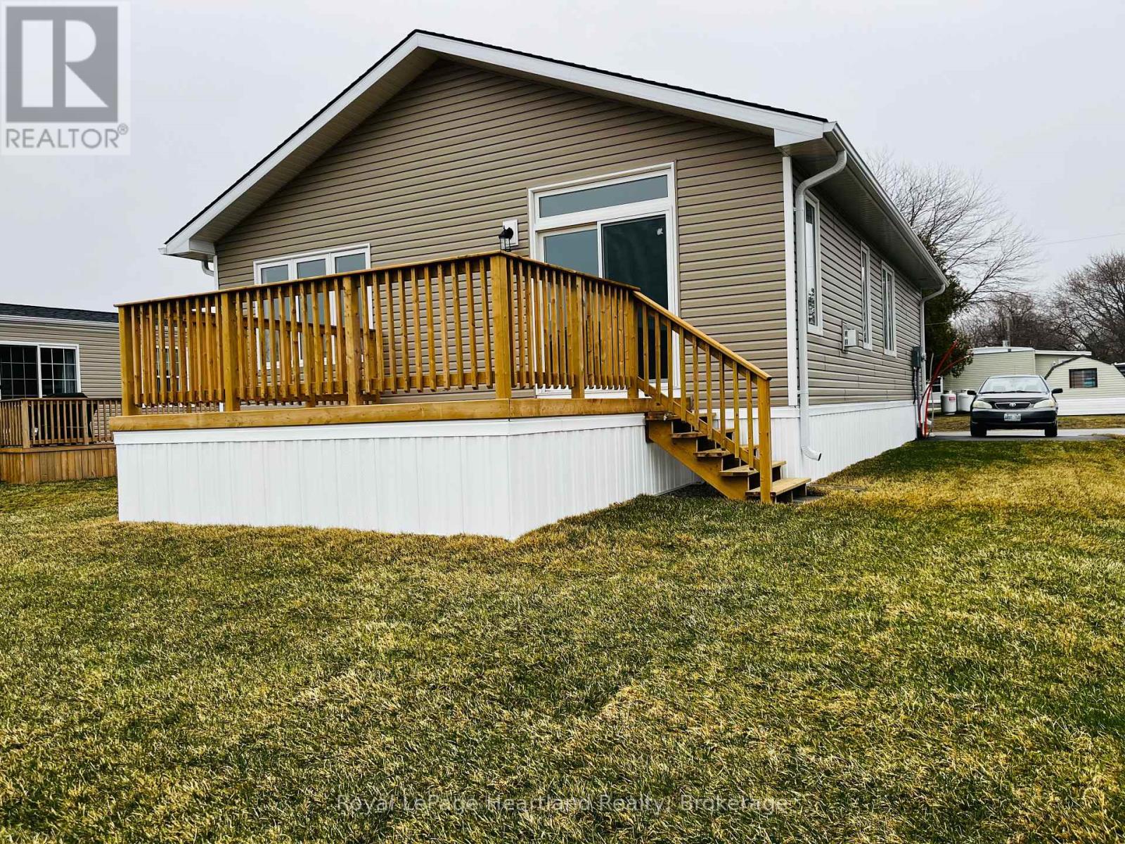 11 Lookout Lane N, Ashfield-Colborne-Wawanosh, Ontario  N7A 0C1 - Photo 12 - X12047532