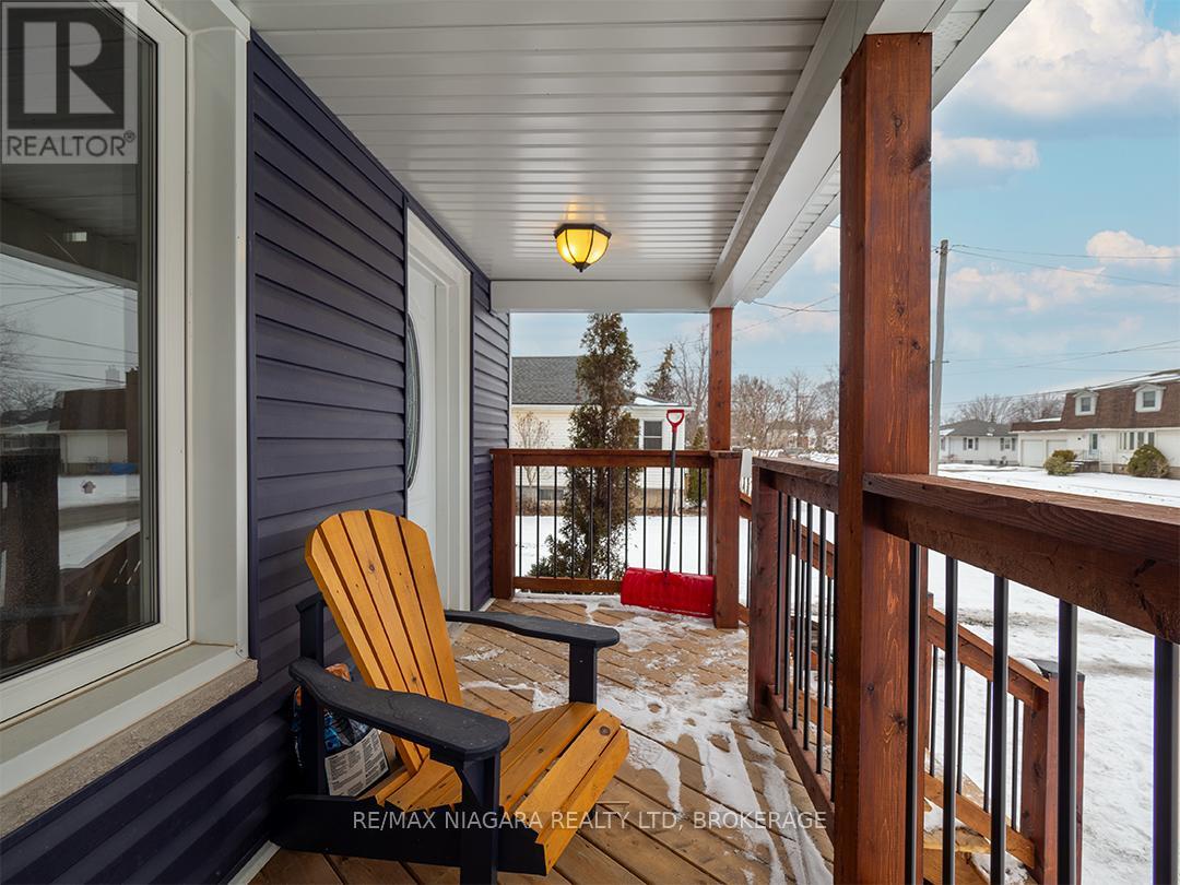 Property at 34 HUMBOLDT PARKWAY image 4