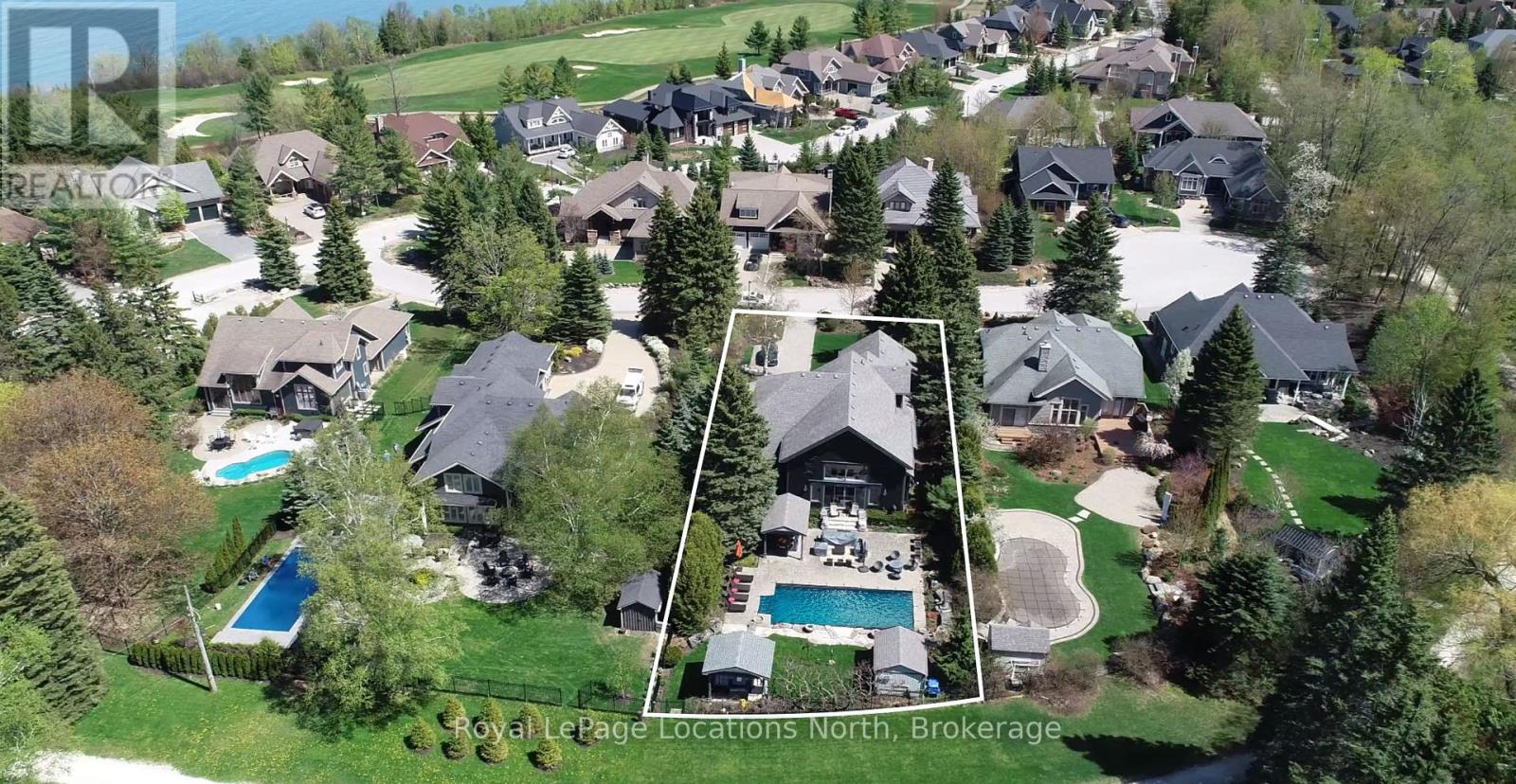 104 Hoggard Court, Blue Mountains, Ontario  N0H 2P0 - Photo 2 - X12051517