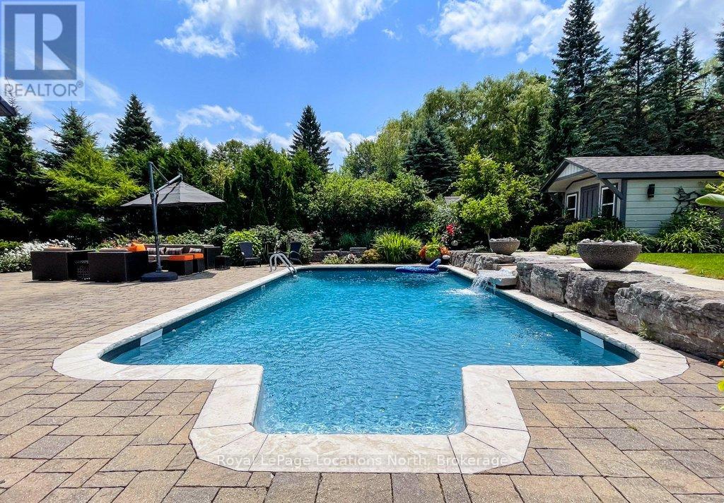104 Hoggard Court, Blue Mountains, Ontario  N0H 2P0 - Photo 44 - X12051517