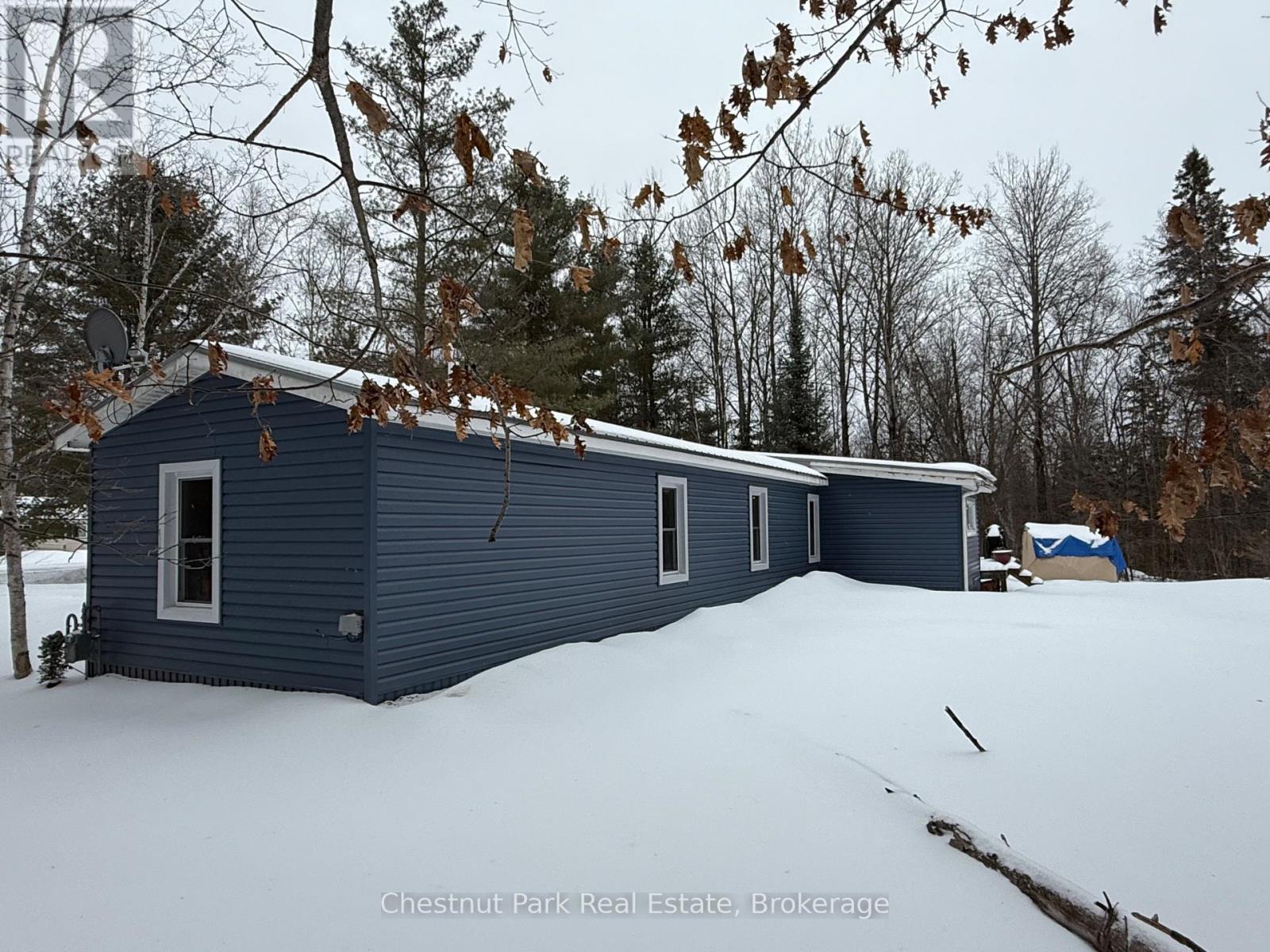 2 Fox Run Lane, Huntsville, Ontario  P1H 1E3 - Photo 2 - X12051519