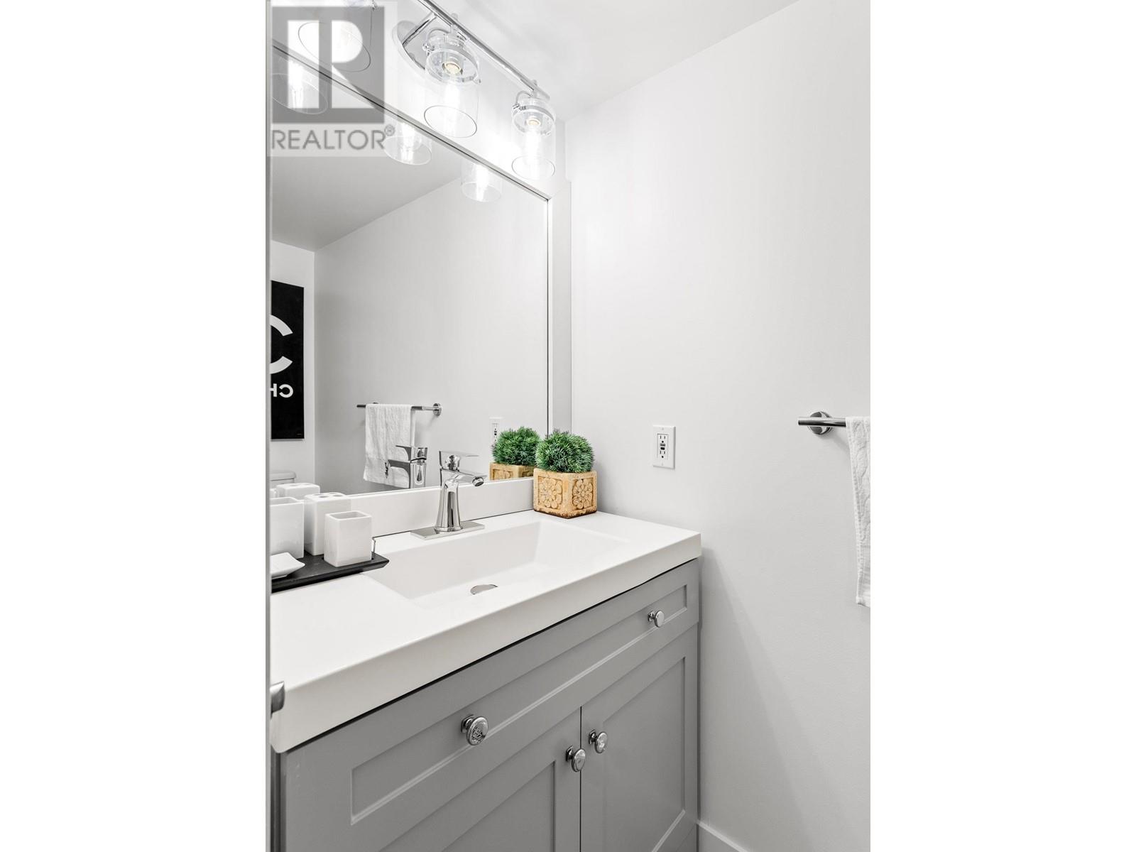 203 1570 Prairie Avenue, Port Coquitlam, British Columbia  V3B 1T4 - Photo 16 - R2971368