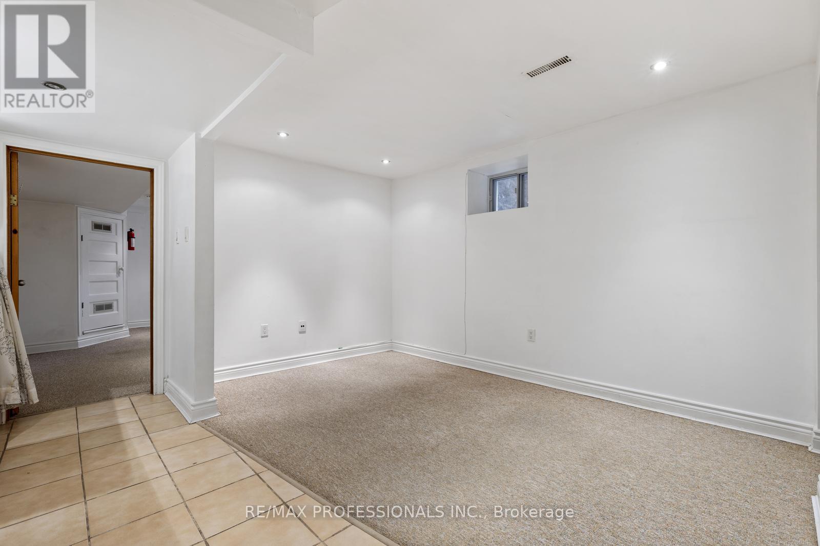 179 Marion Street, Toronto (High Park-Swansea), Ontario  M6R 1E9 - Photo 33 - W12051307