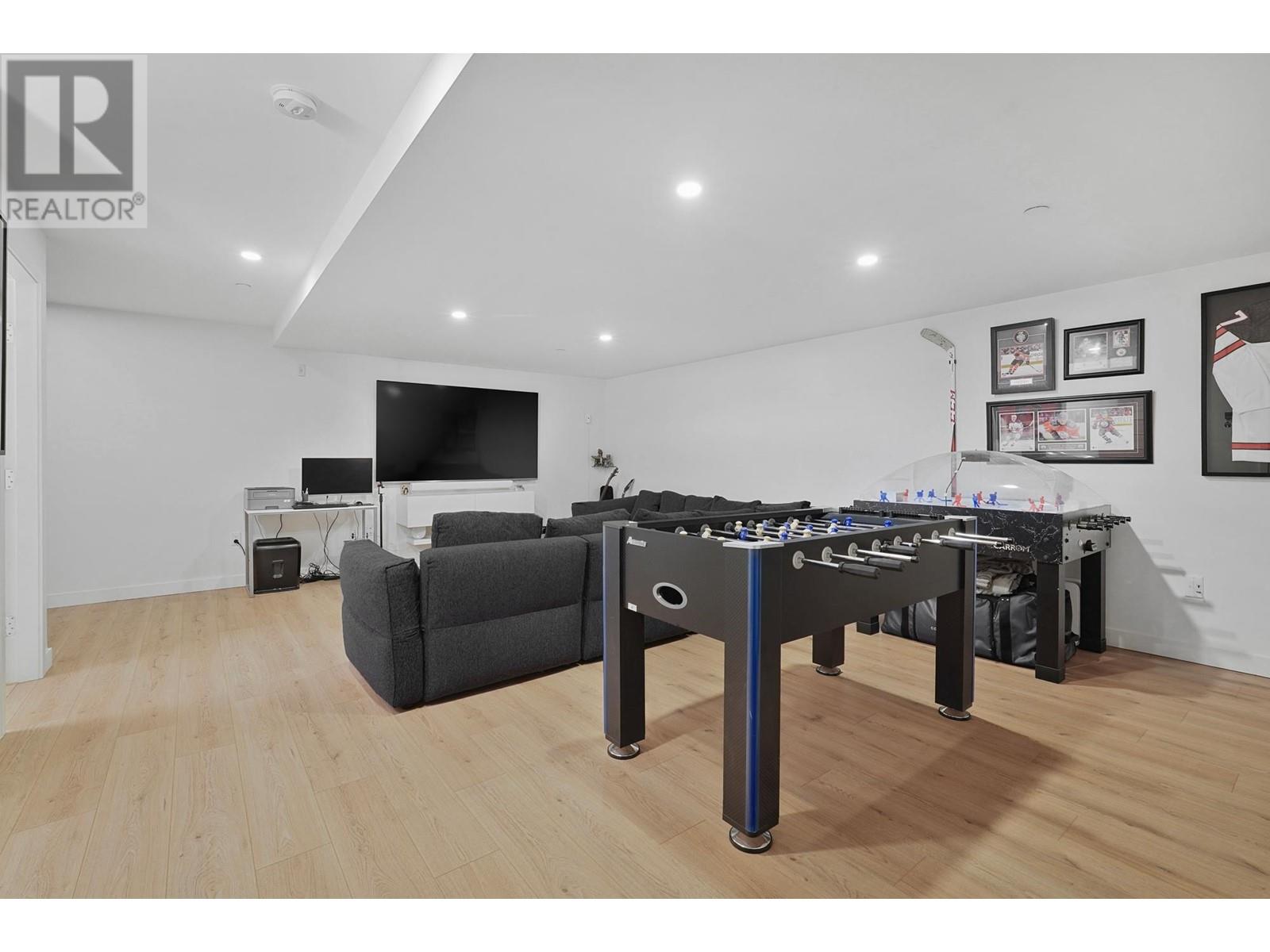 101 649 E 3rd Street, North Vancouver, British Columbia  V7L 1G6 - Photo 25 - R2978351
