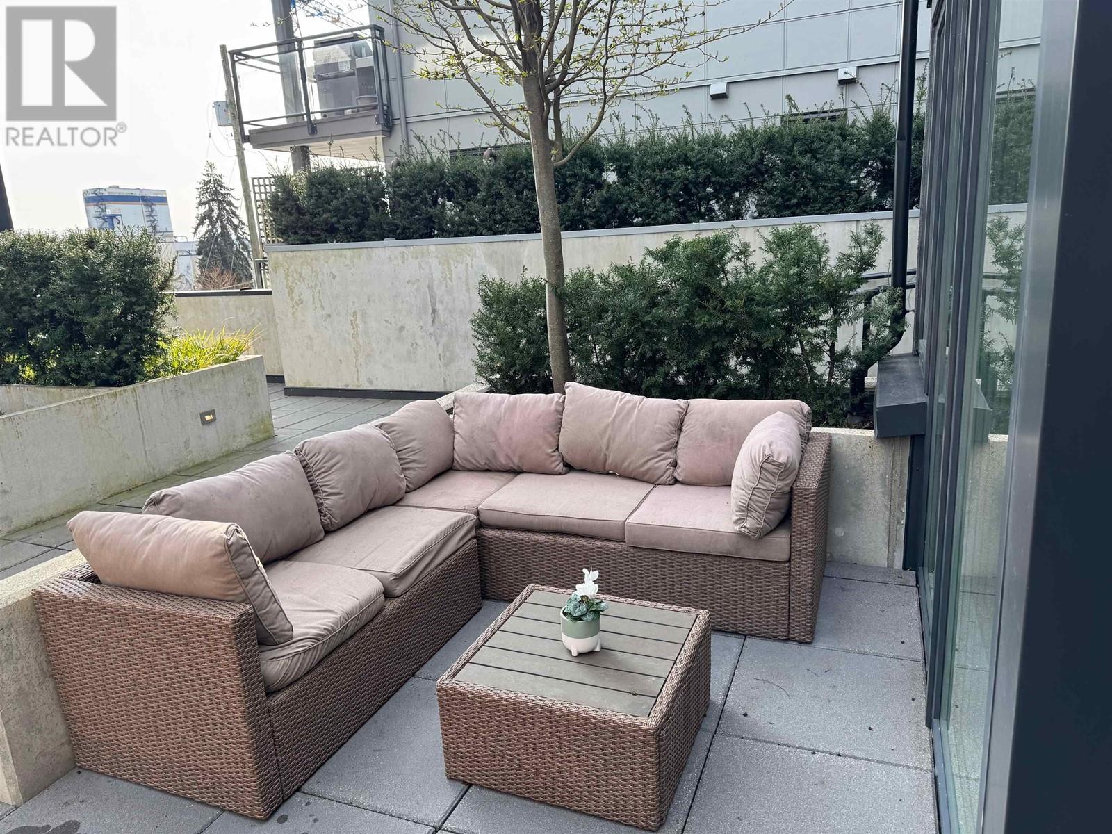 101 649 E 3rd Street, North Vancouver, British Columbia  V7L 1G6 - Photo 34 - R2978351