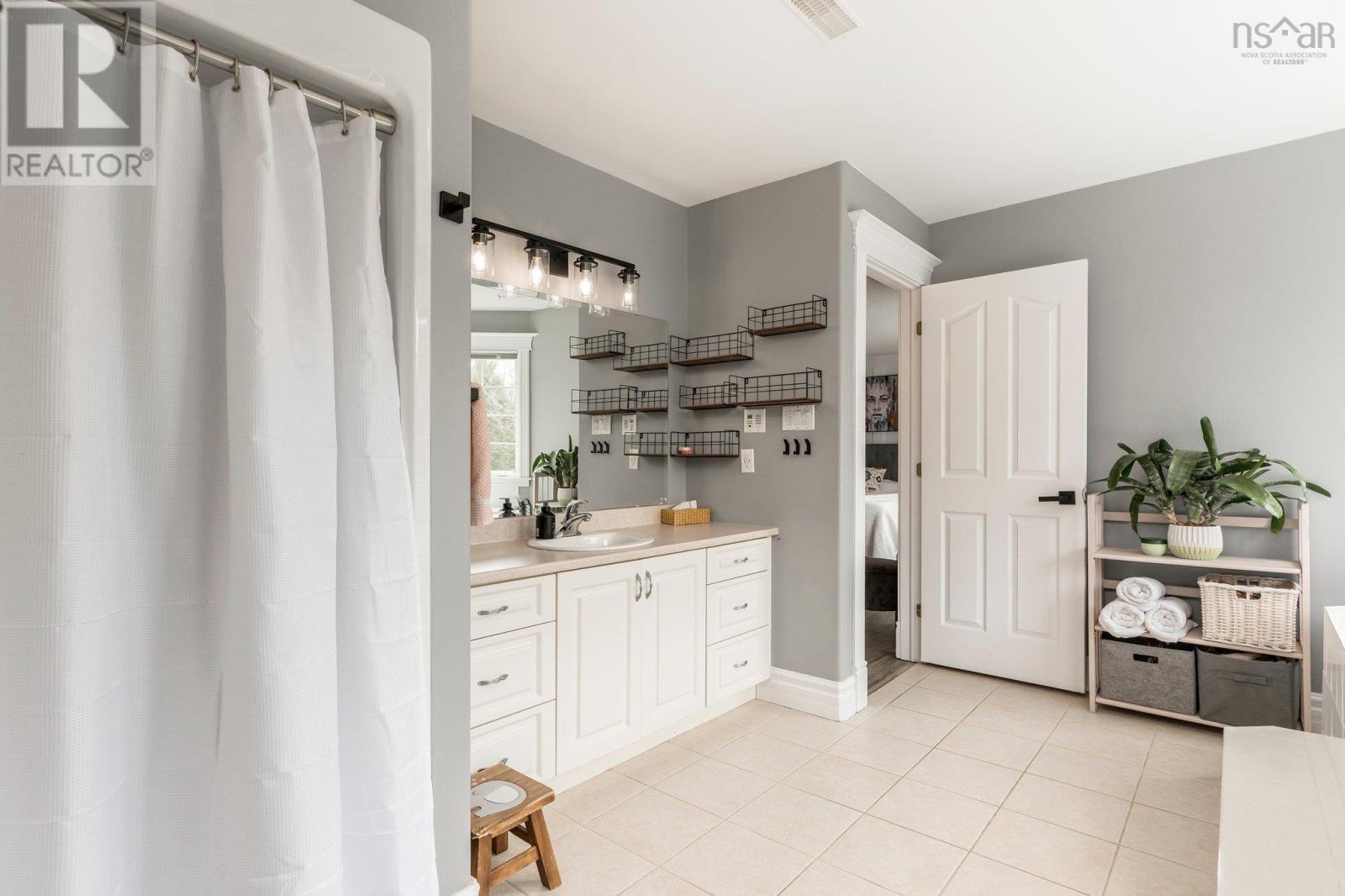 67 Taylor Drive, Windsor Junction, Nova Scotia  B2T 1K7 - Photo 29 - 202506294