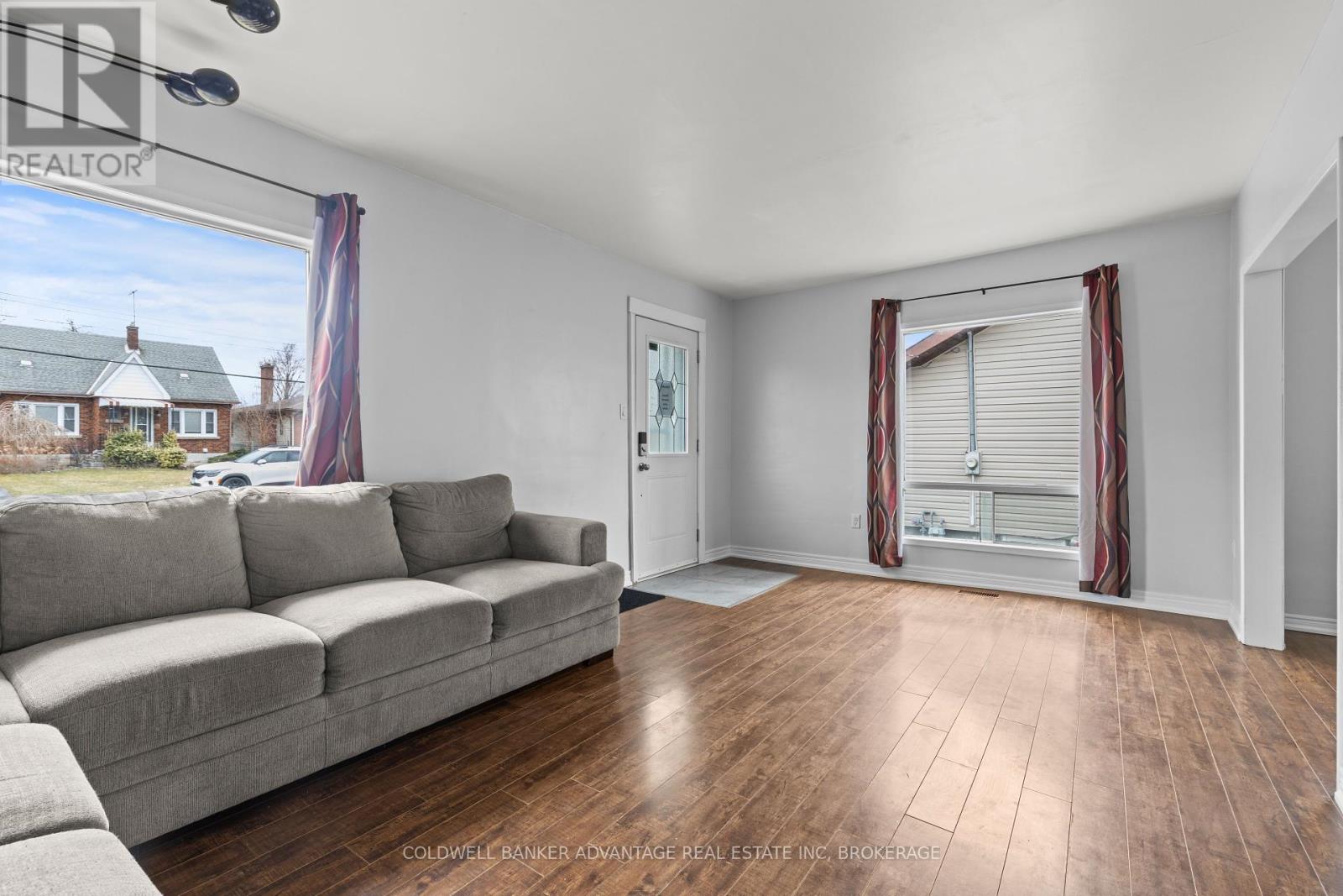 Property at 6620 BARKER STREET image 4