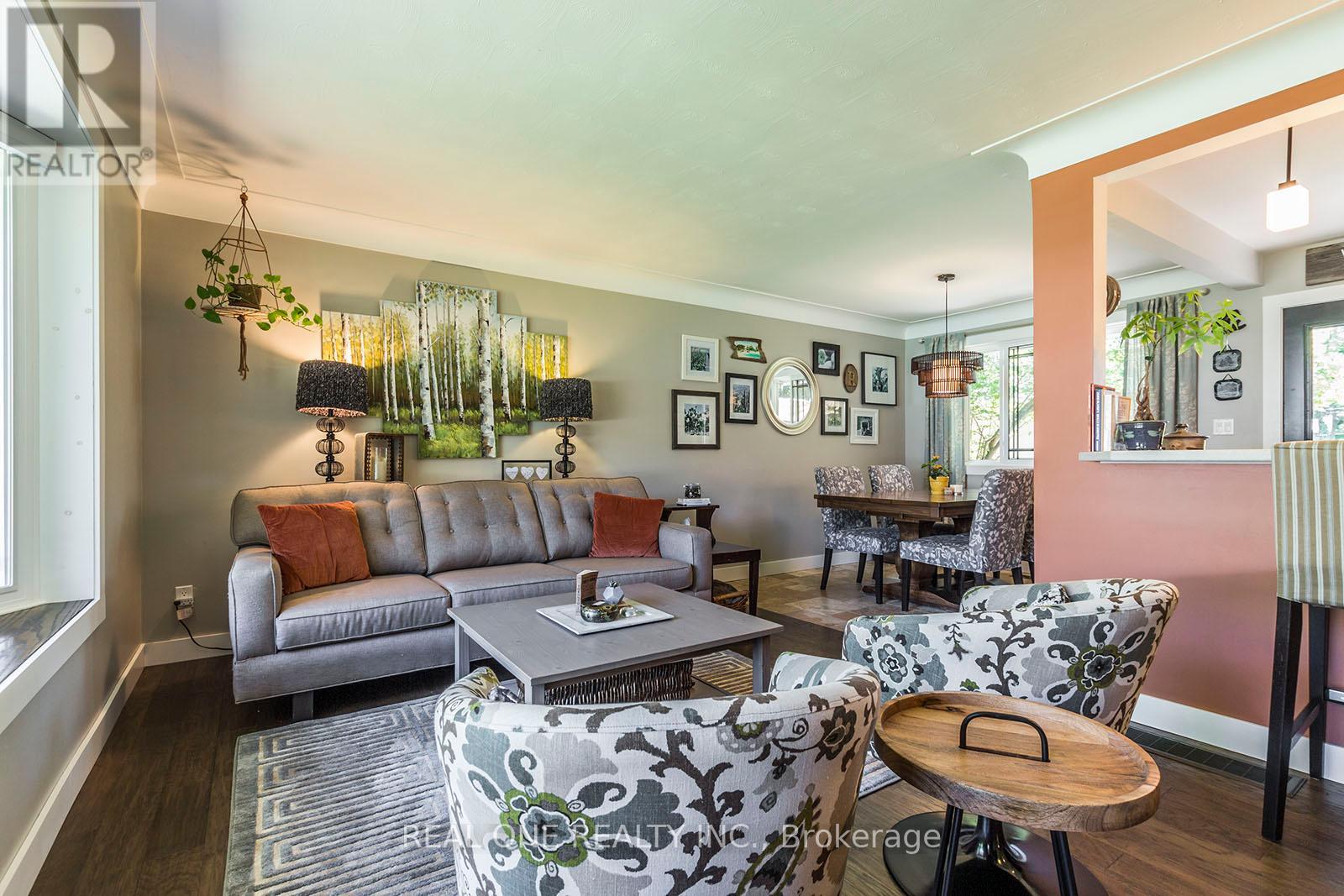 5222 Bromley Road, Burlington, Ontario  L7L 3E9 - Photo 10 - W12051493