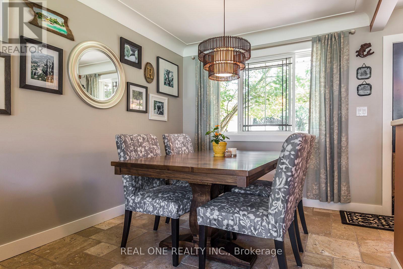 5222 Bromley Road, Burlington, Ontario  L7L 3E9 - Photo 11 - W12051493