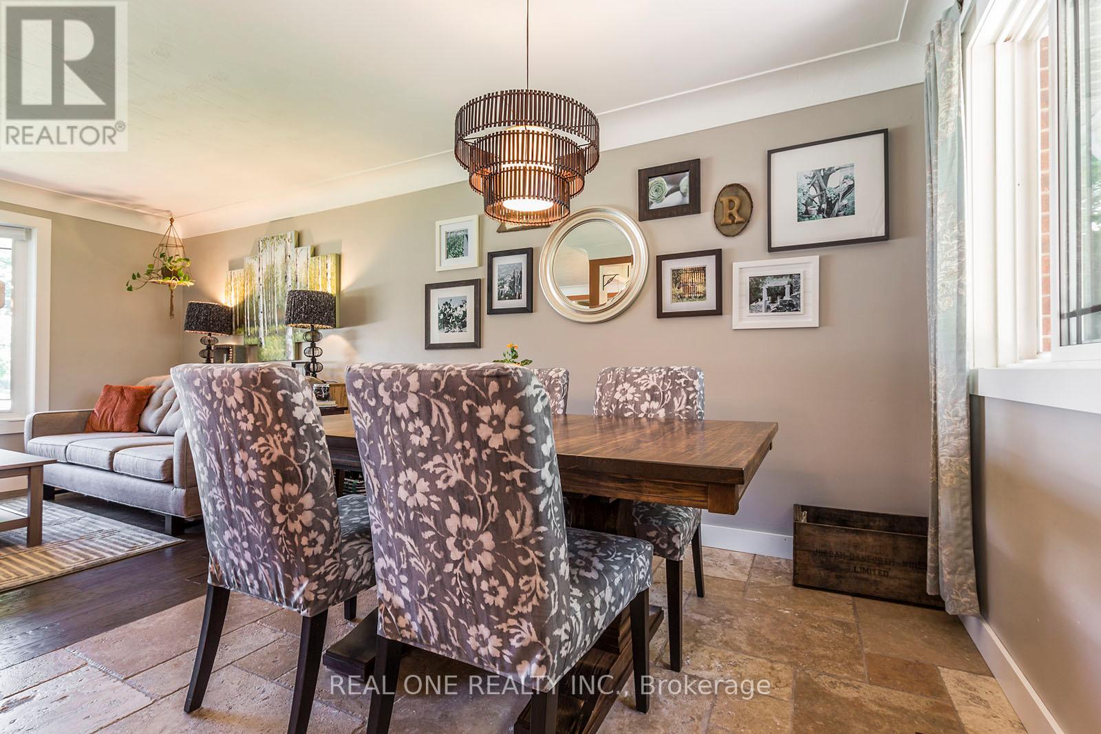 5222 Bromley Road, Burlington, Ontario  L7L 3E9 - Photo 12 - W12051493
