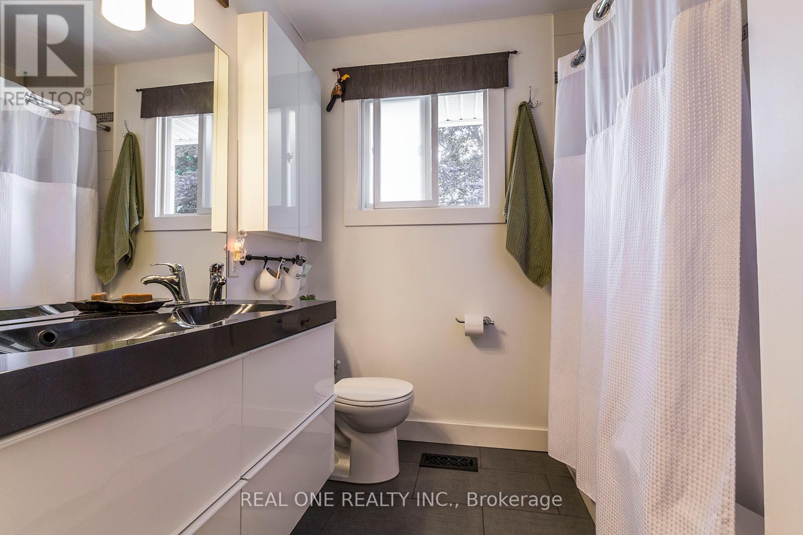 5222 Bromley Road, Burlington, Ontario  L7L 3E9 - Photo 19 - W12051493