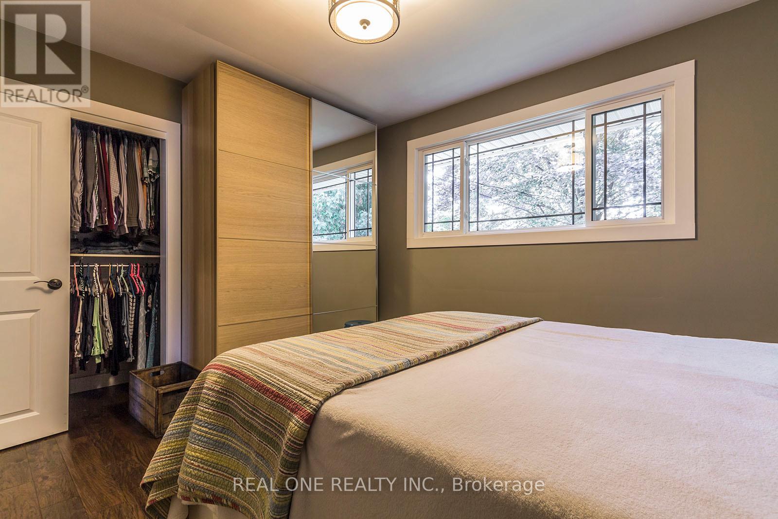 5222 Bromley Road, Burlington, Ontario  L7L 3E9 - Photo 21 - W12051493