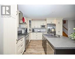 226 WOOLVERTON Road, Grimsby, Ontario