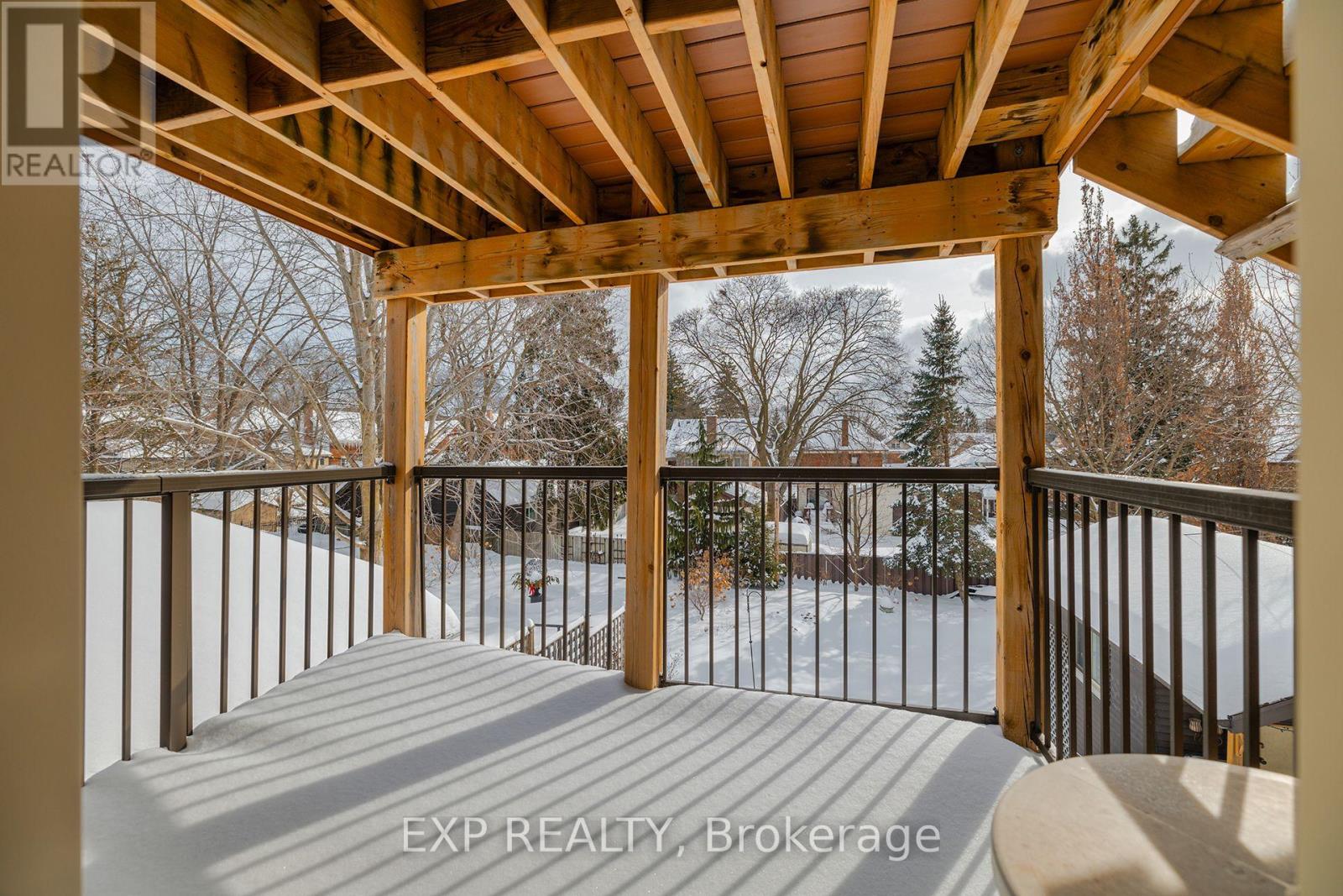 77 Borden Avenue N, Kitchener, Ontario  N2H 3J2 - Photo 24 - X12051413