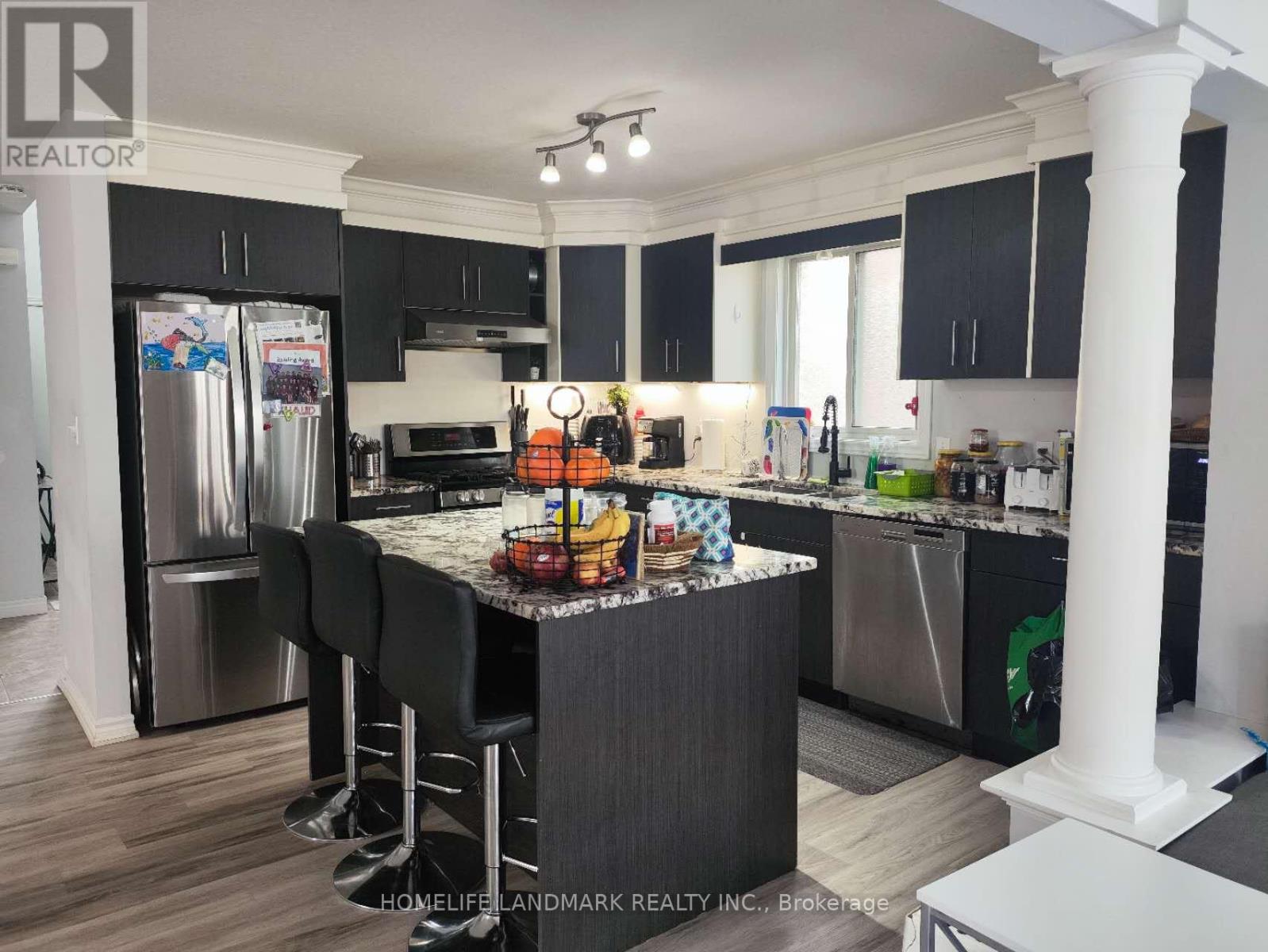 Property at 760 BLACKACRES BOULEVARD image 3