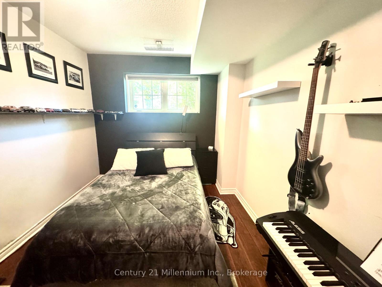 7 Sparrow Lane, Wasaga Beach, Ontario  L9Z 1A9 - Photo 21 - S12051159