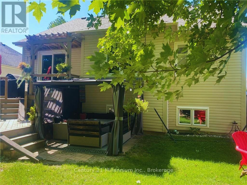 7 Sparrow Lane, Wasaga Beach, Ontario  L9Z 1A9 - Photo 33 - S12051159